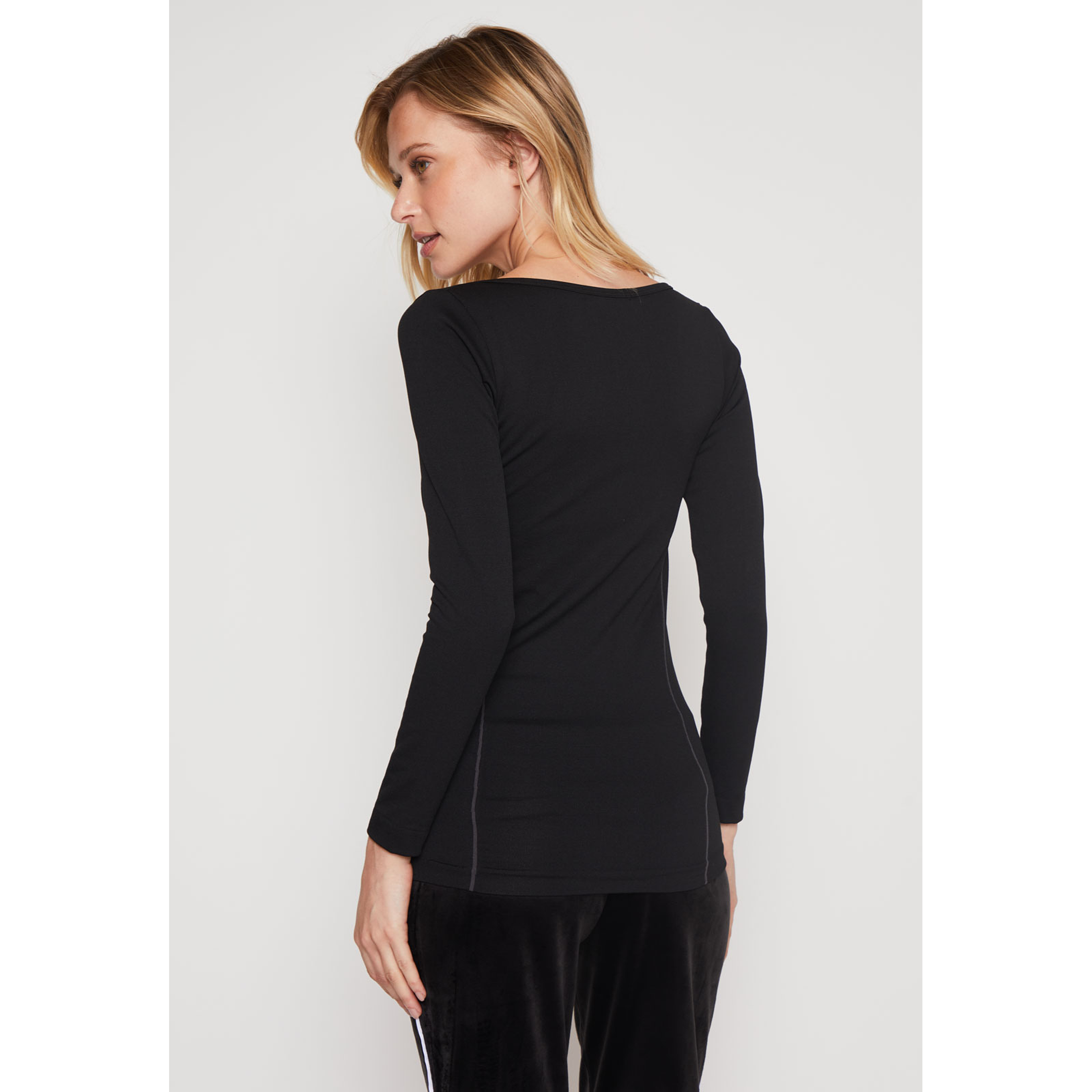 Camiseta Slim Mujer Negro Familyshop 3
