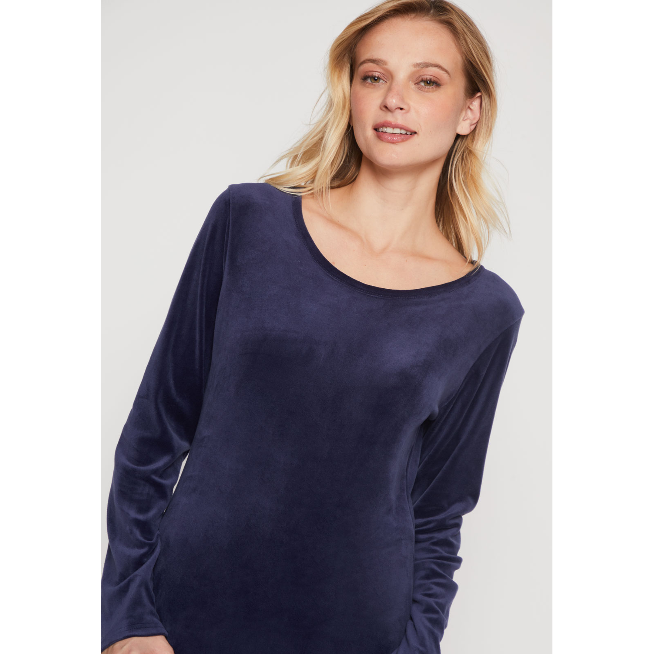 Polera Plush Mujer Azul Familyshop 2