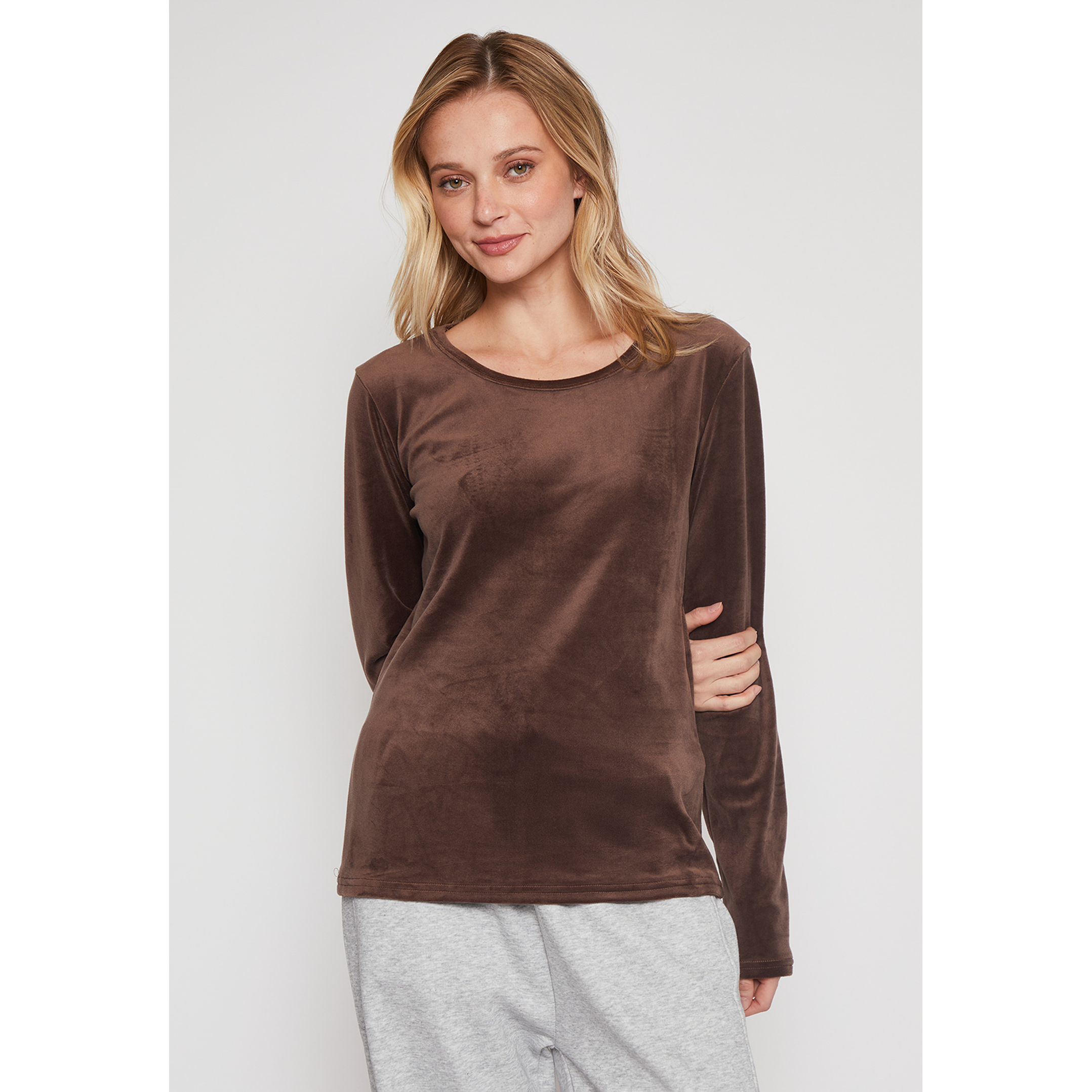 Polera Plush Mujer Café Familyshop 1