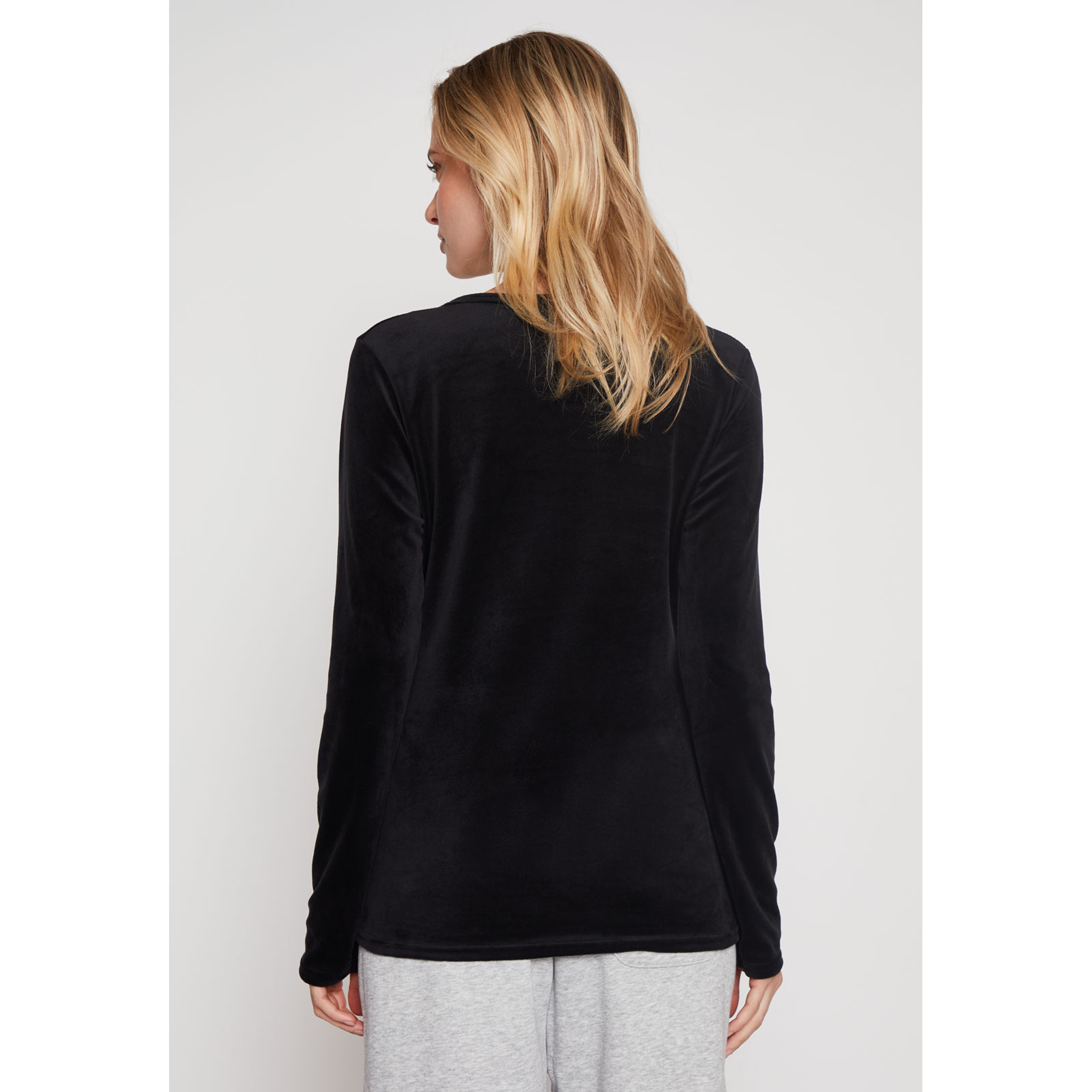 Polera Plush Mujer Negro Familyshop 3