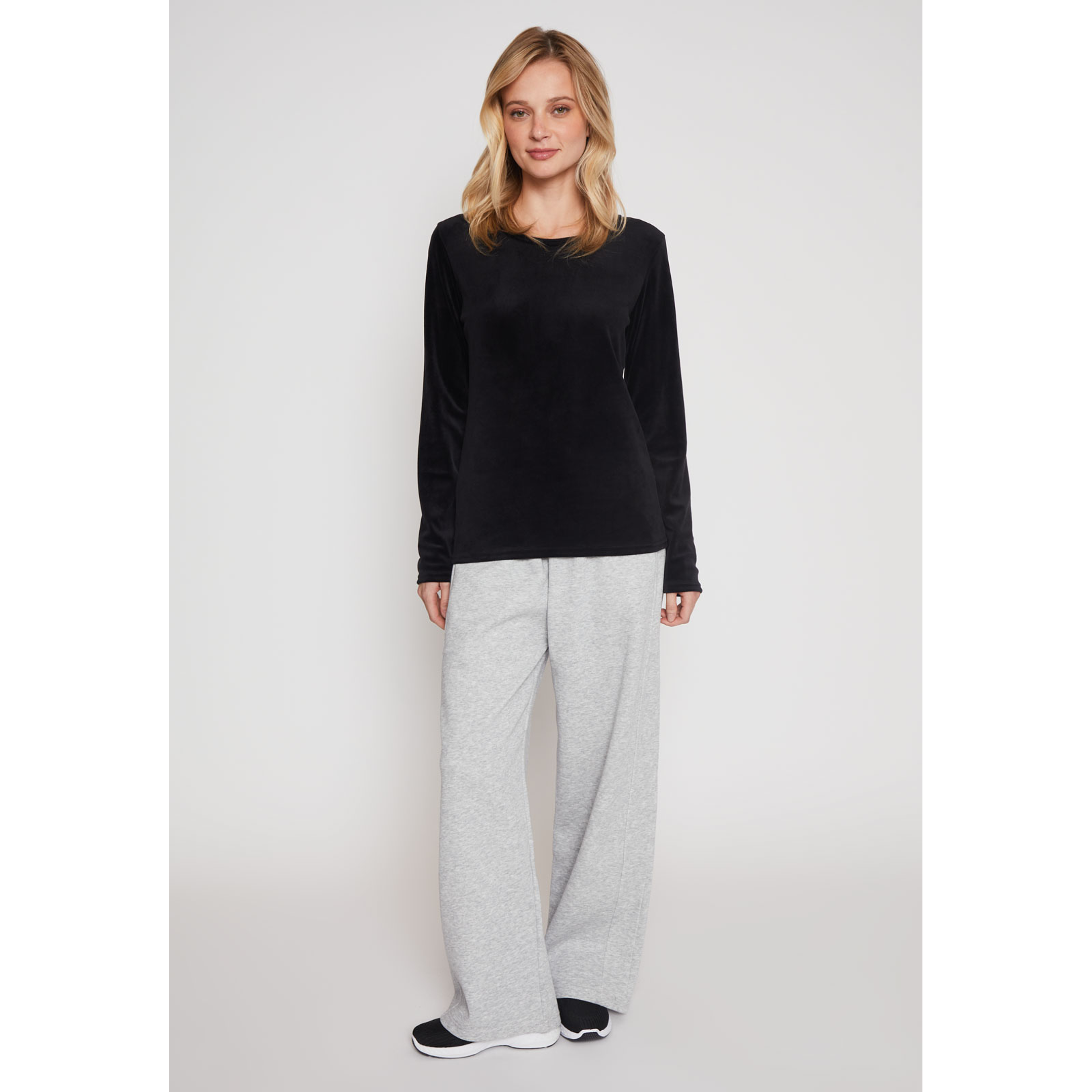 Polera Plush Mujer Negro Familyshop 4