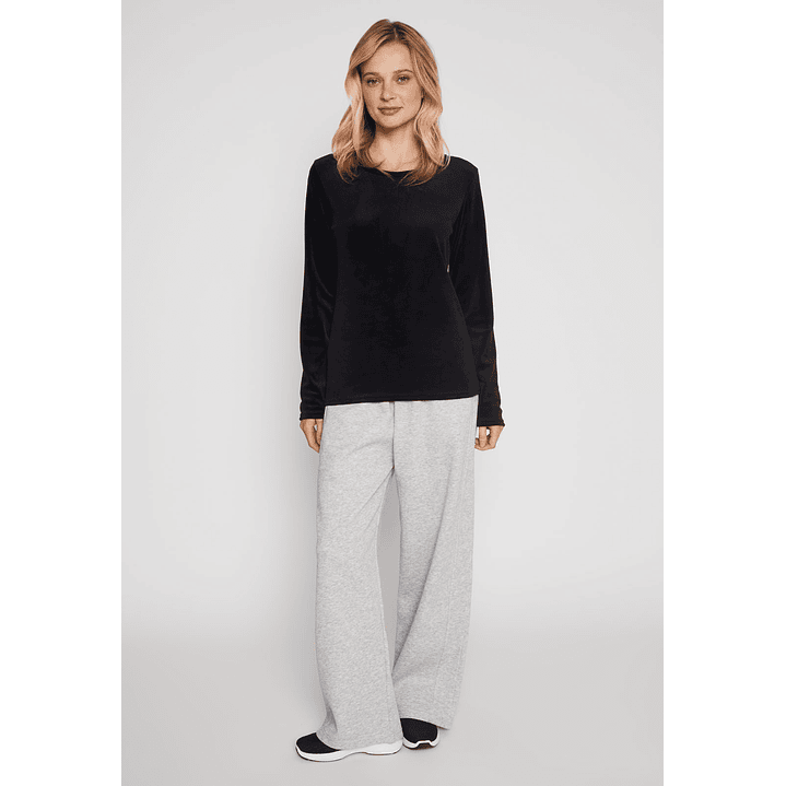 Polera Plush Mujer Negro Familyshop 4
