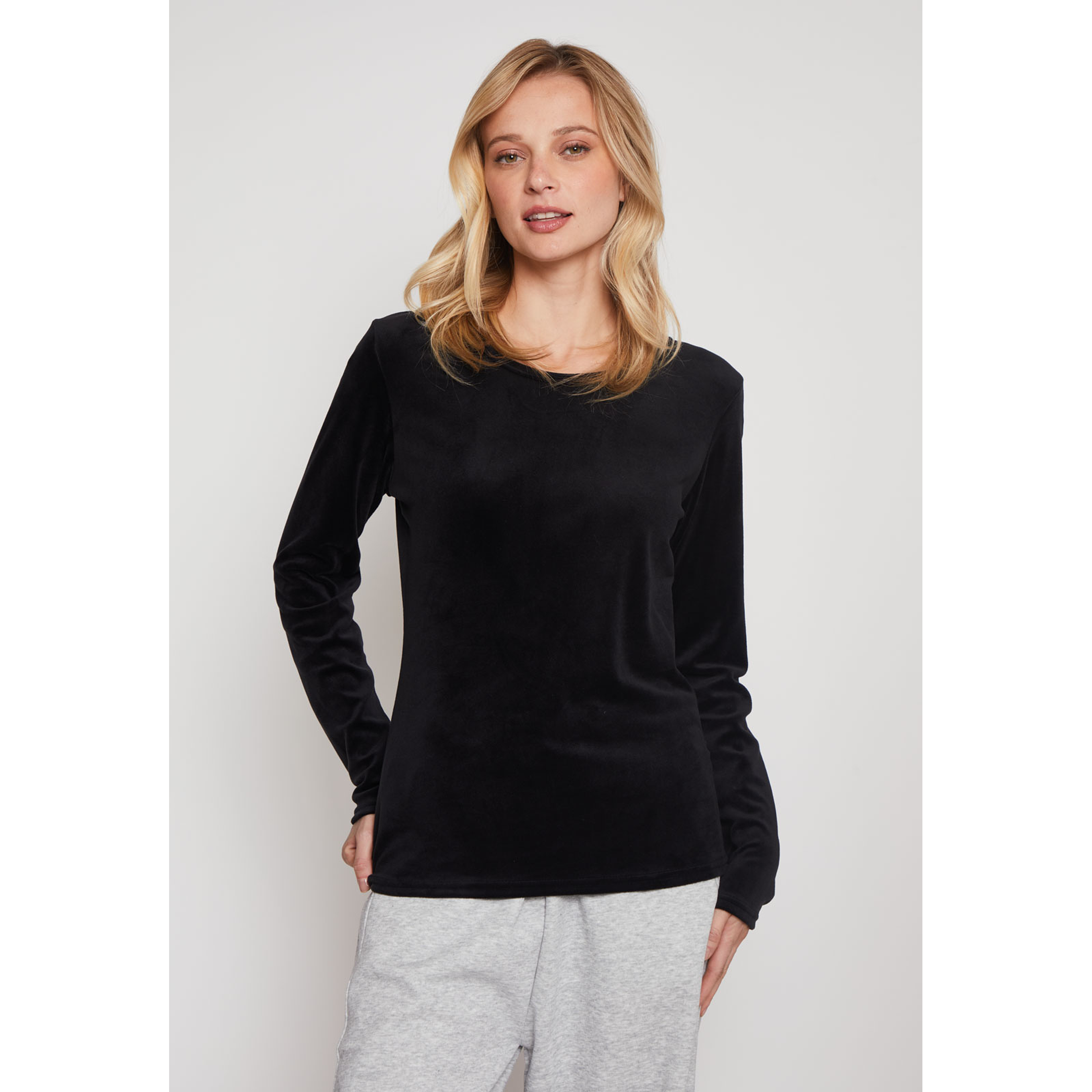 Polera Plush Mujer Negro Familyshop 1