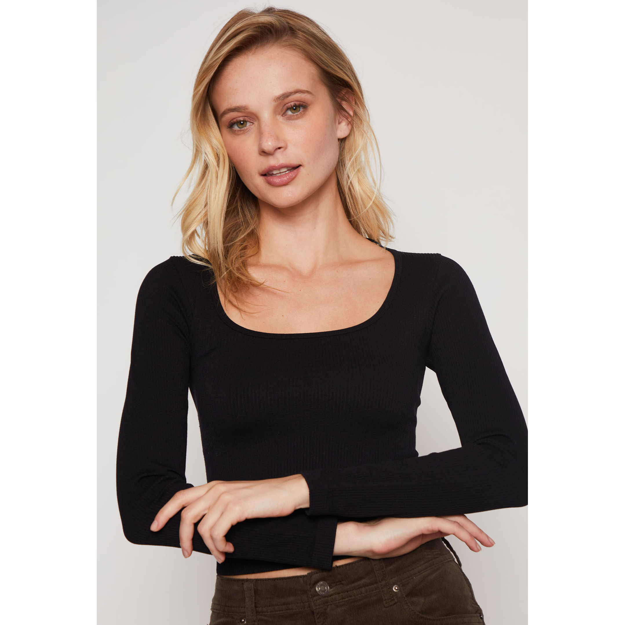 Polera Seamless Gina Mujer Negro Familyshop 2