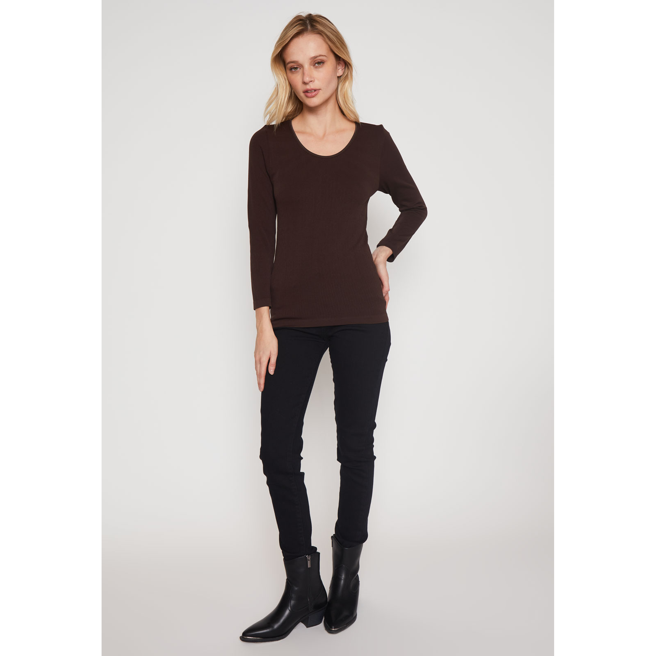 Camiseta Primera Capa Mujer Café Familyshop 4