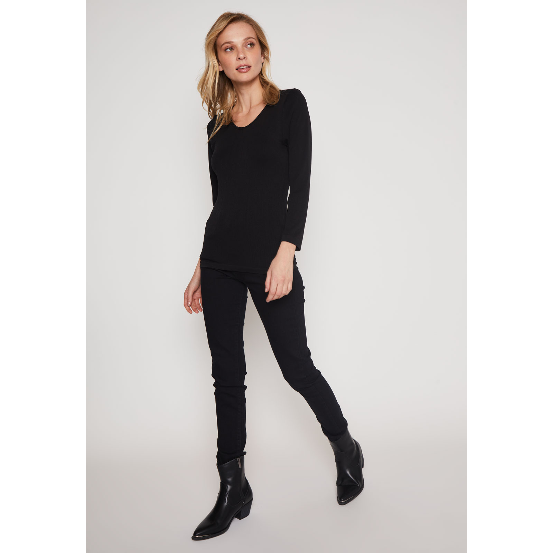 Camiseta Primera Capa Mujer Negro Familyshop 4