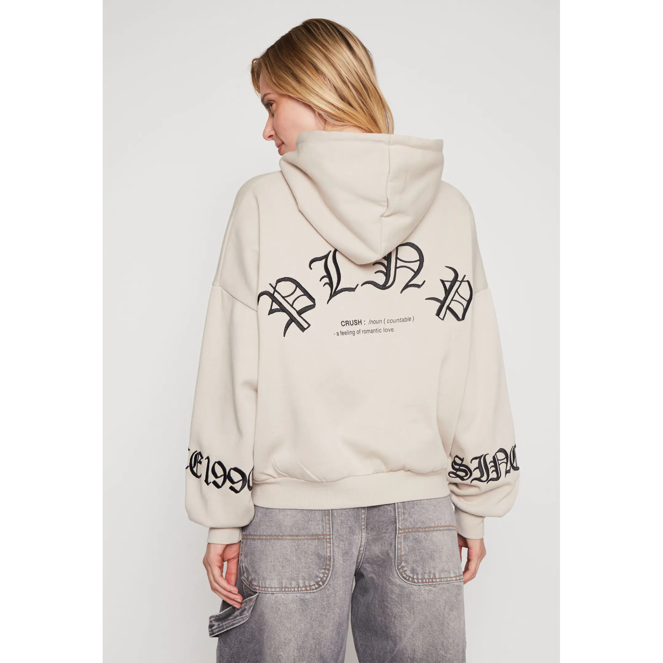 Polerón Bordado Bord Mujer Beige Familyshop 3