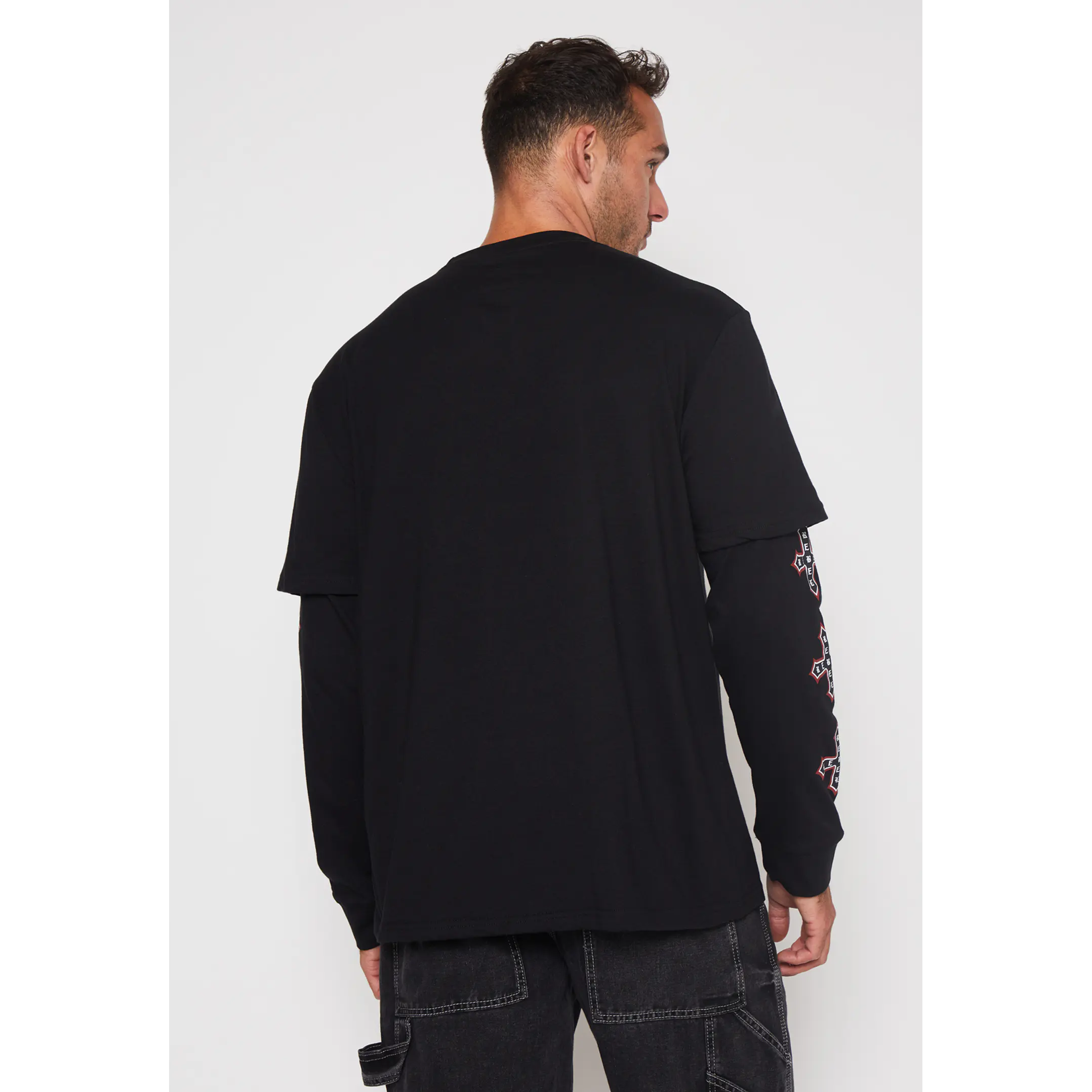 Polera Manga Larga Cruz Hombre Negro Familyshop 3