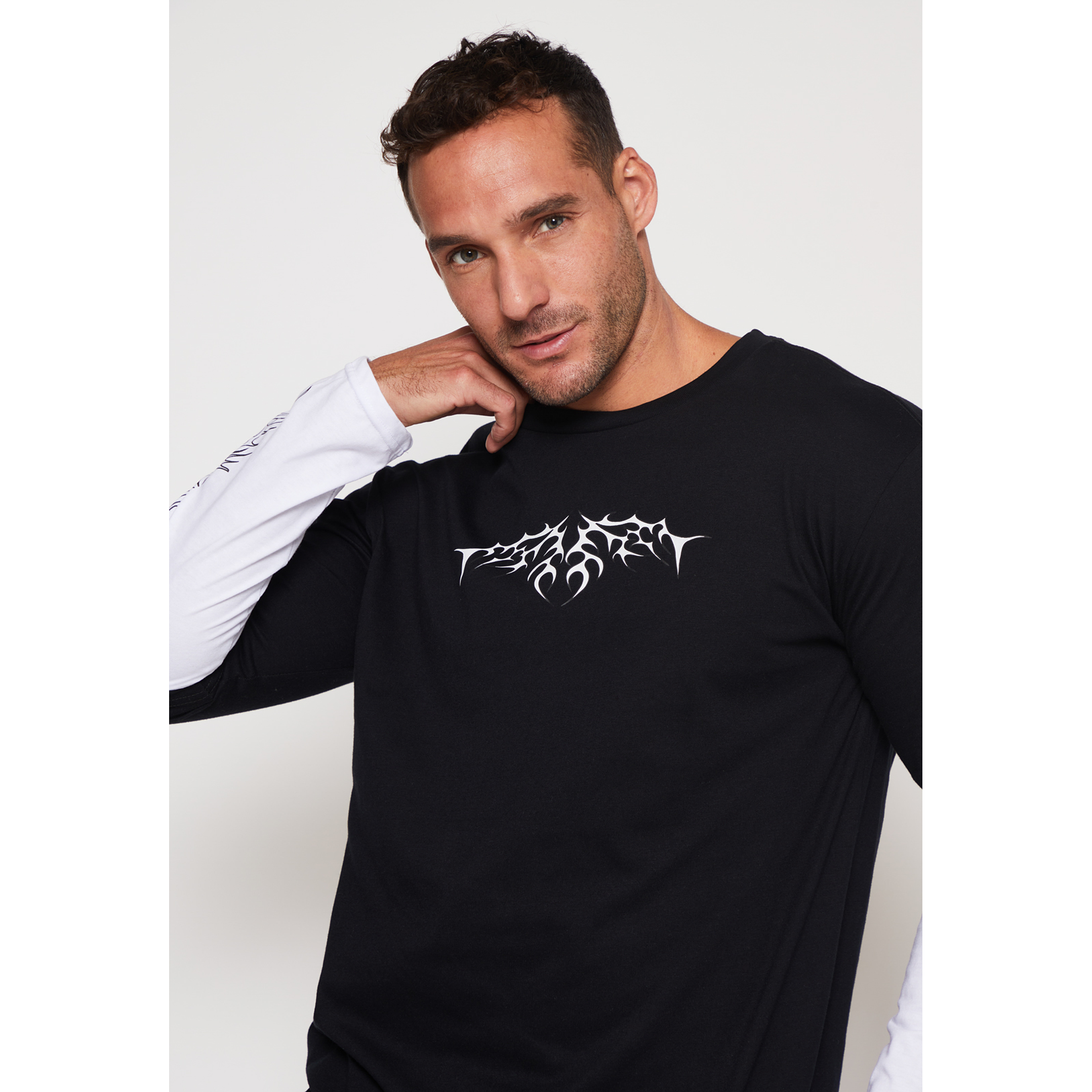 Polera Metal Hombre Negro Familyshop 3
