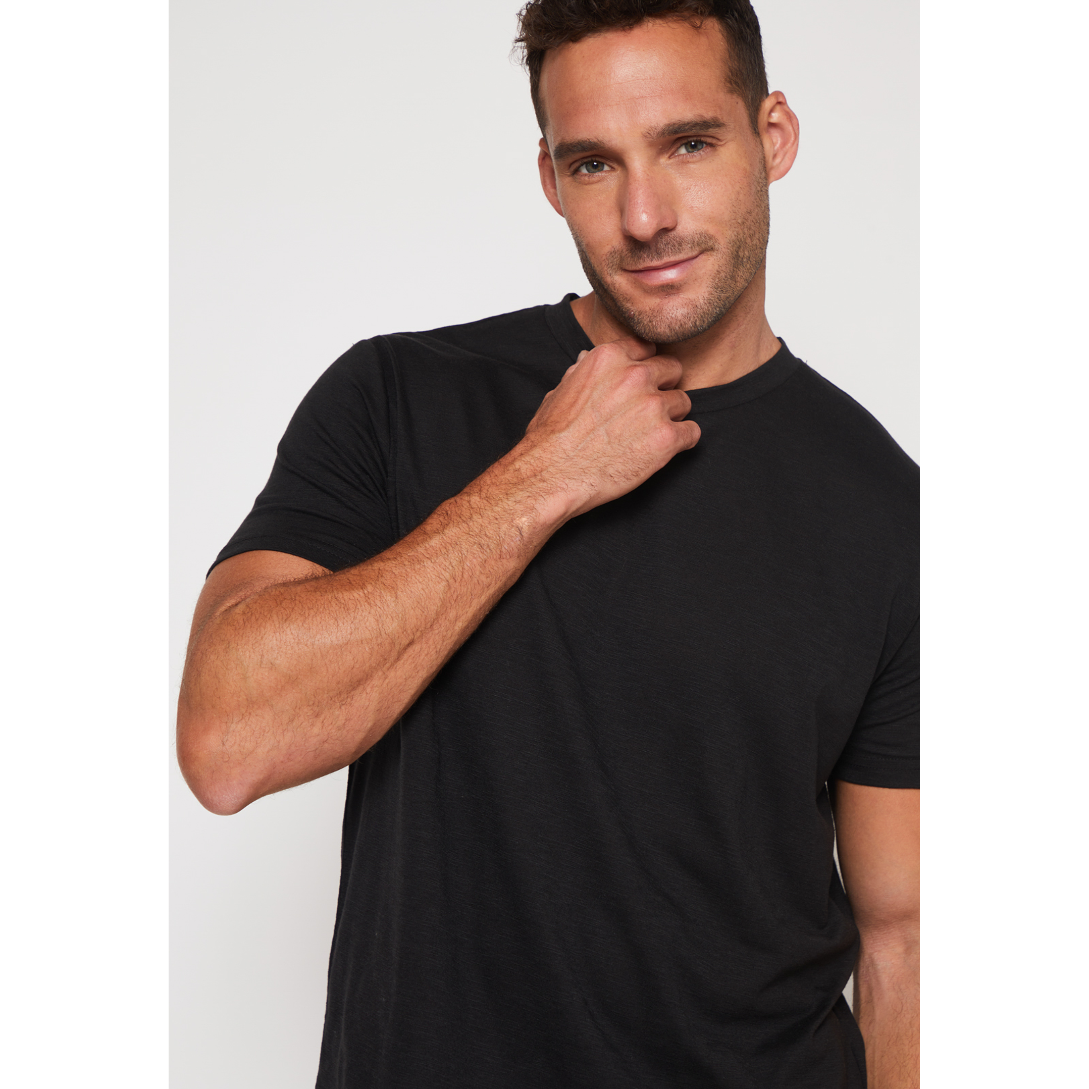 Polera Basic Hombre Negro Familyshop 3