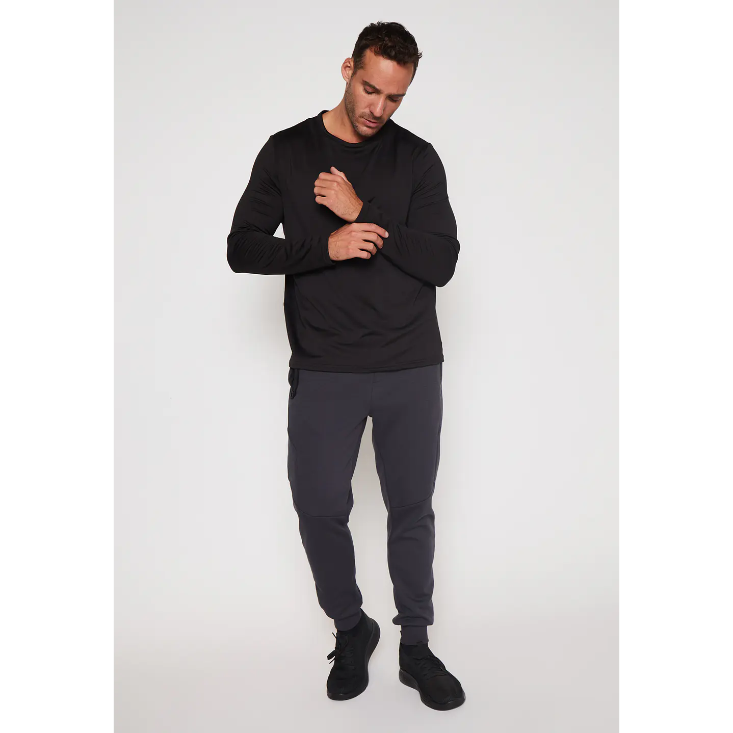 Camiseta Micropolar Hombre Negro Familyshop 4