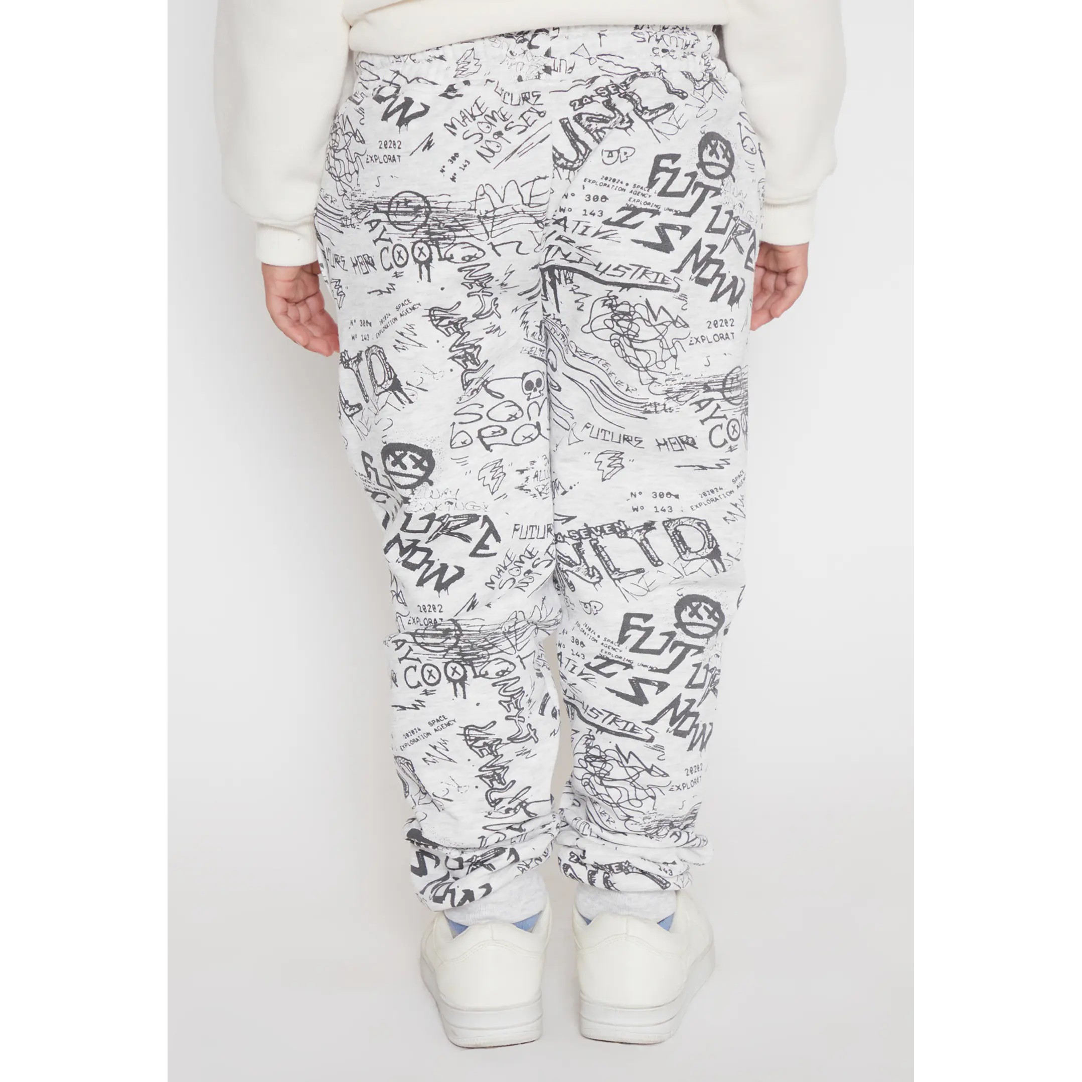 Pantalón Buzo Graffiti Niño Gris Familyshop 2