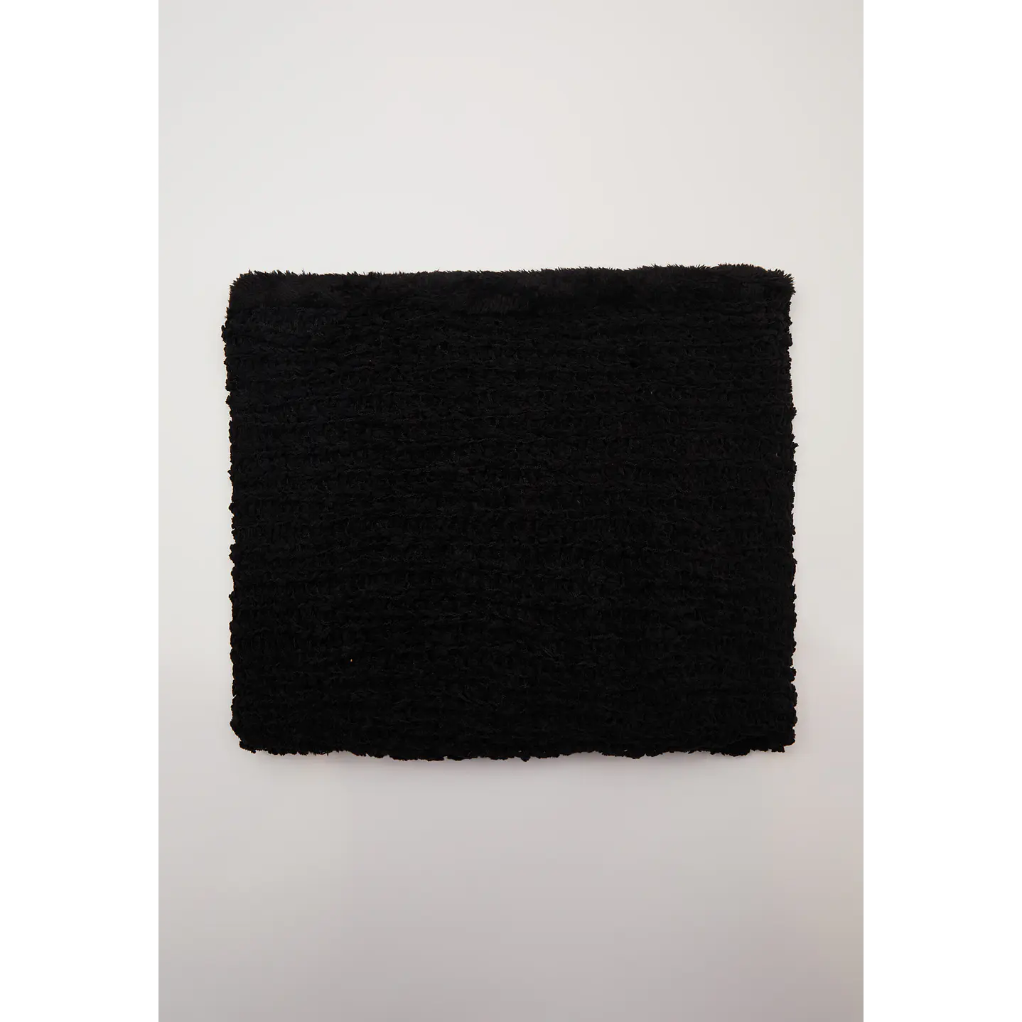 Cuello Corderito Mujer Negro Familyshop 1