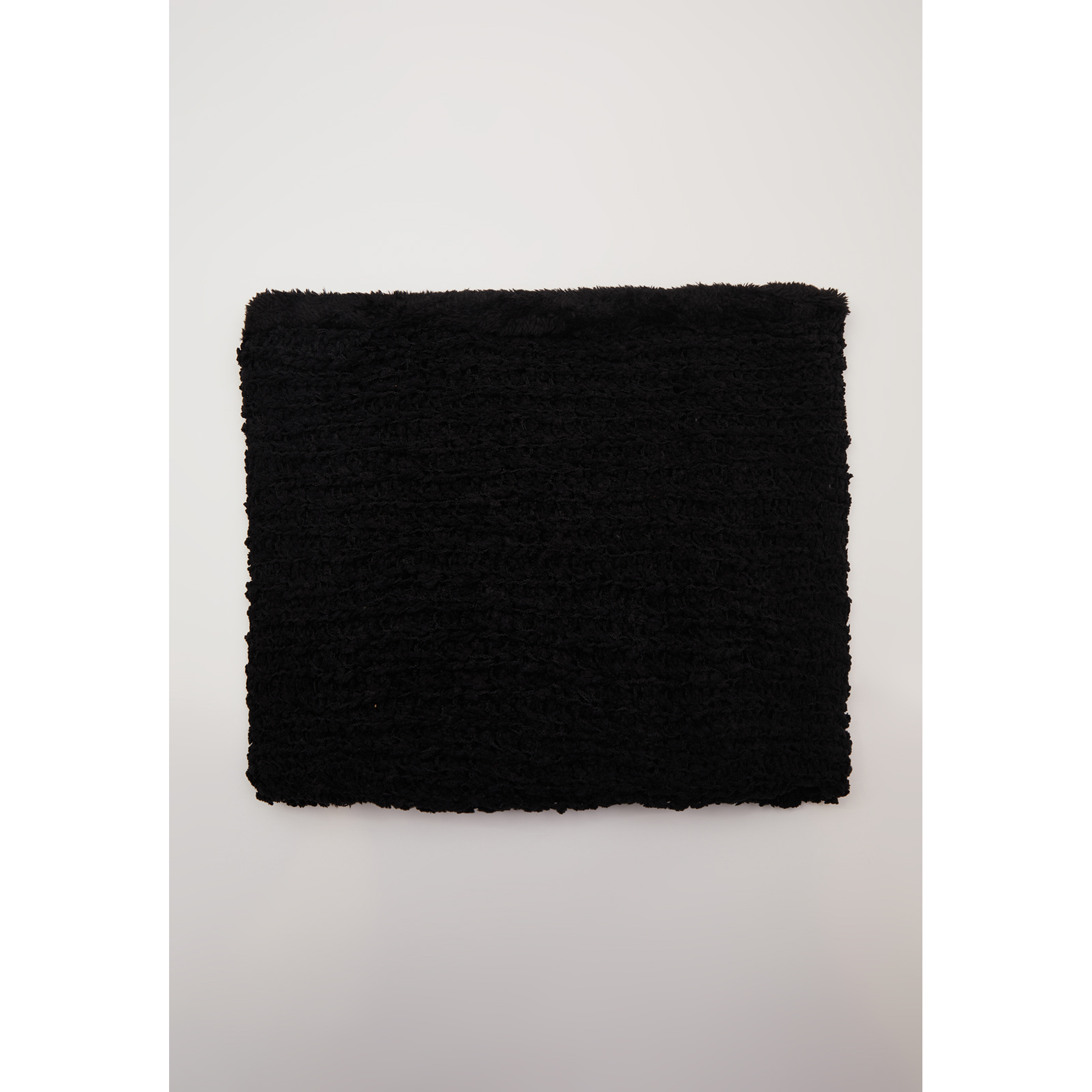 Cuello Corderito Mujer Negro Familyshop 1