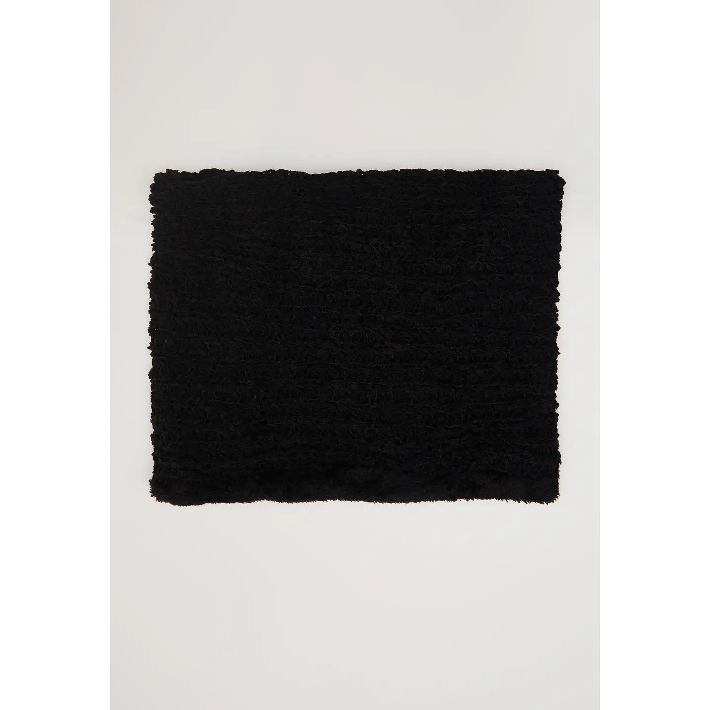 Cuello Corderito Mujer Negro Familyshop 3