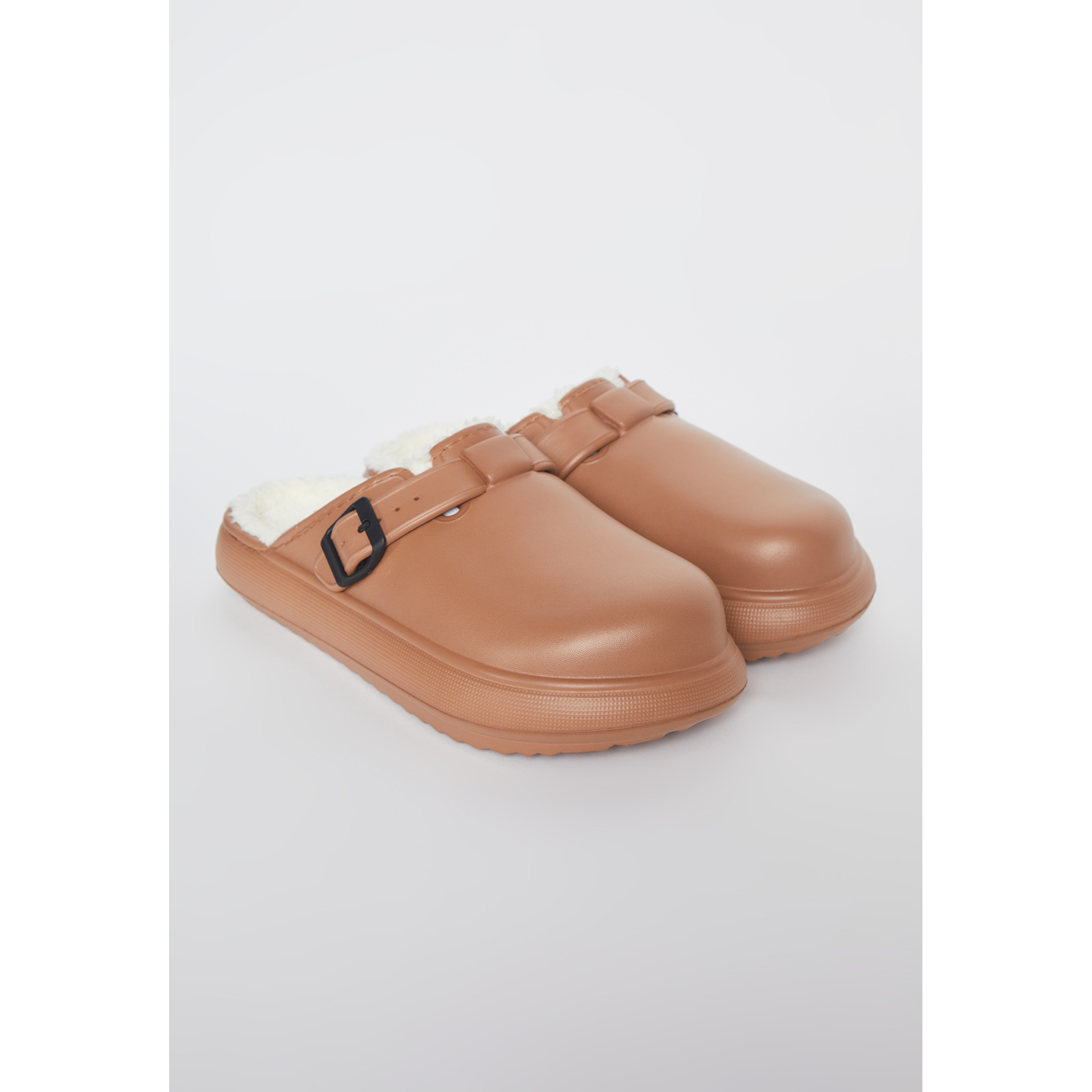 Pantufla Hebilla Hombre Café Familyshop 1
