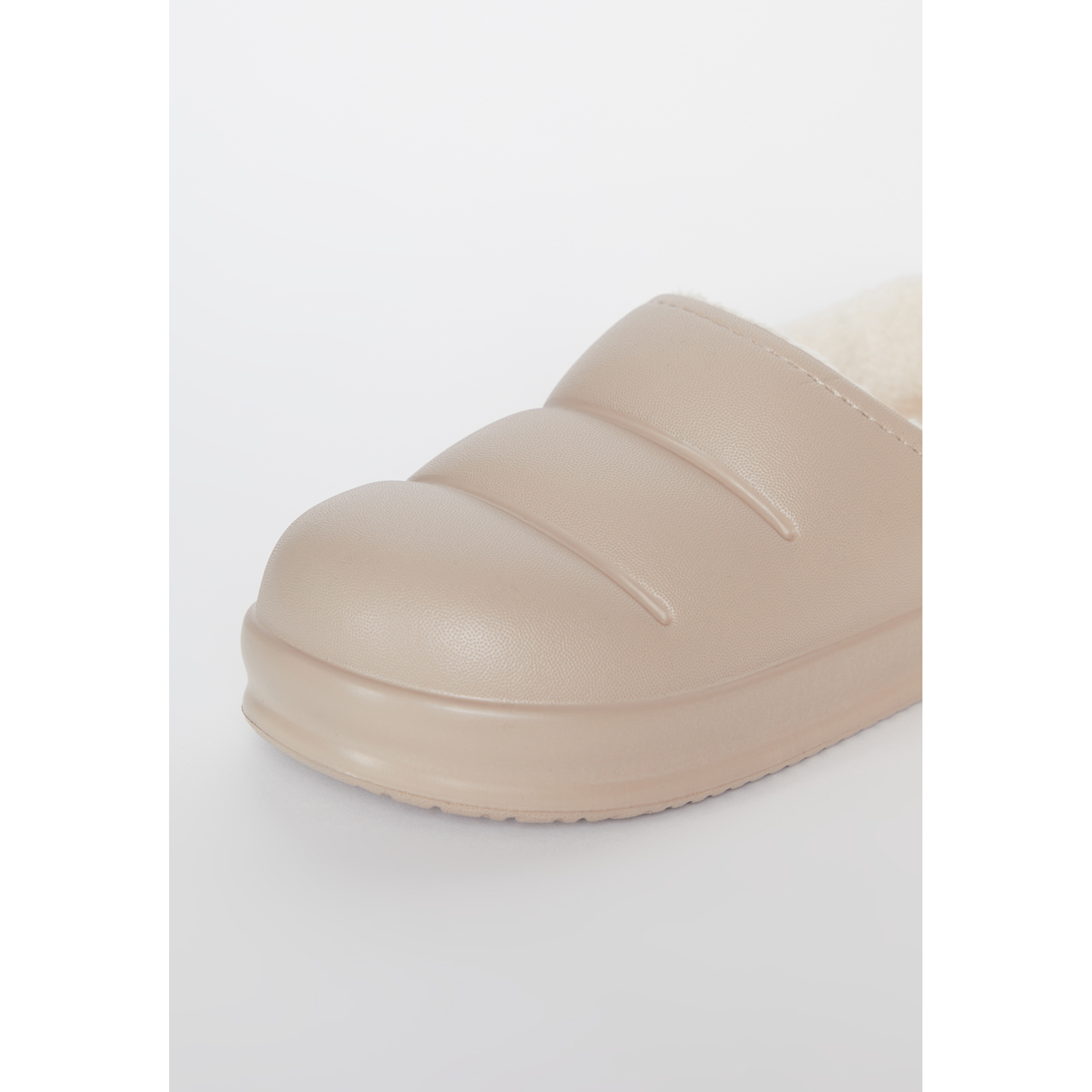 Pantufla Chiporro Mujer Beige Familyshop 2