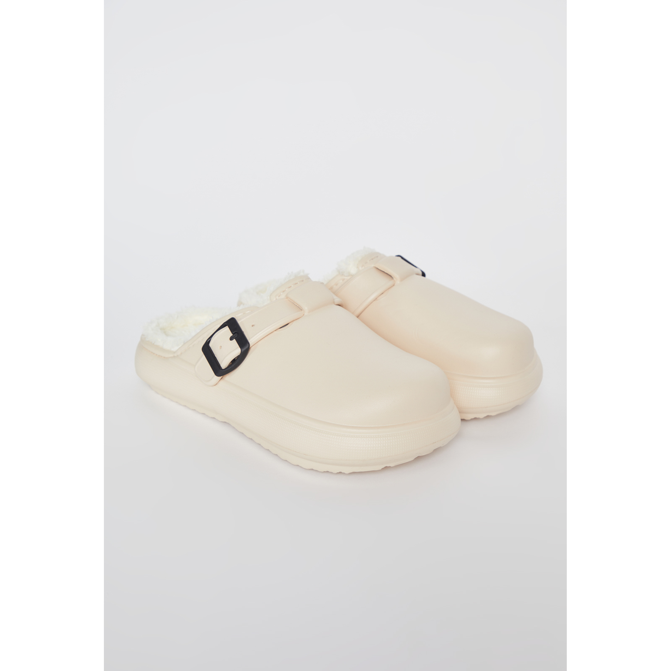 Pantufla Hebilla Mujer Crudo Familyshop 1