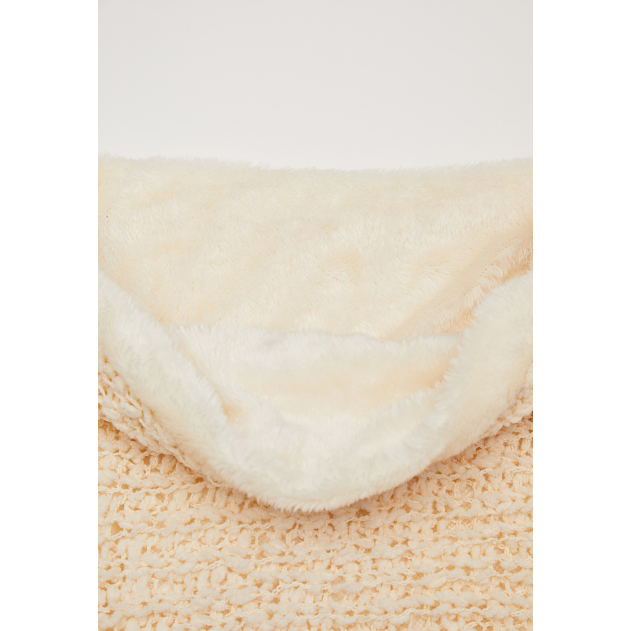 Cuello Corderito Mujer Crudo Familyshop 2