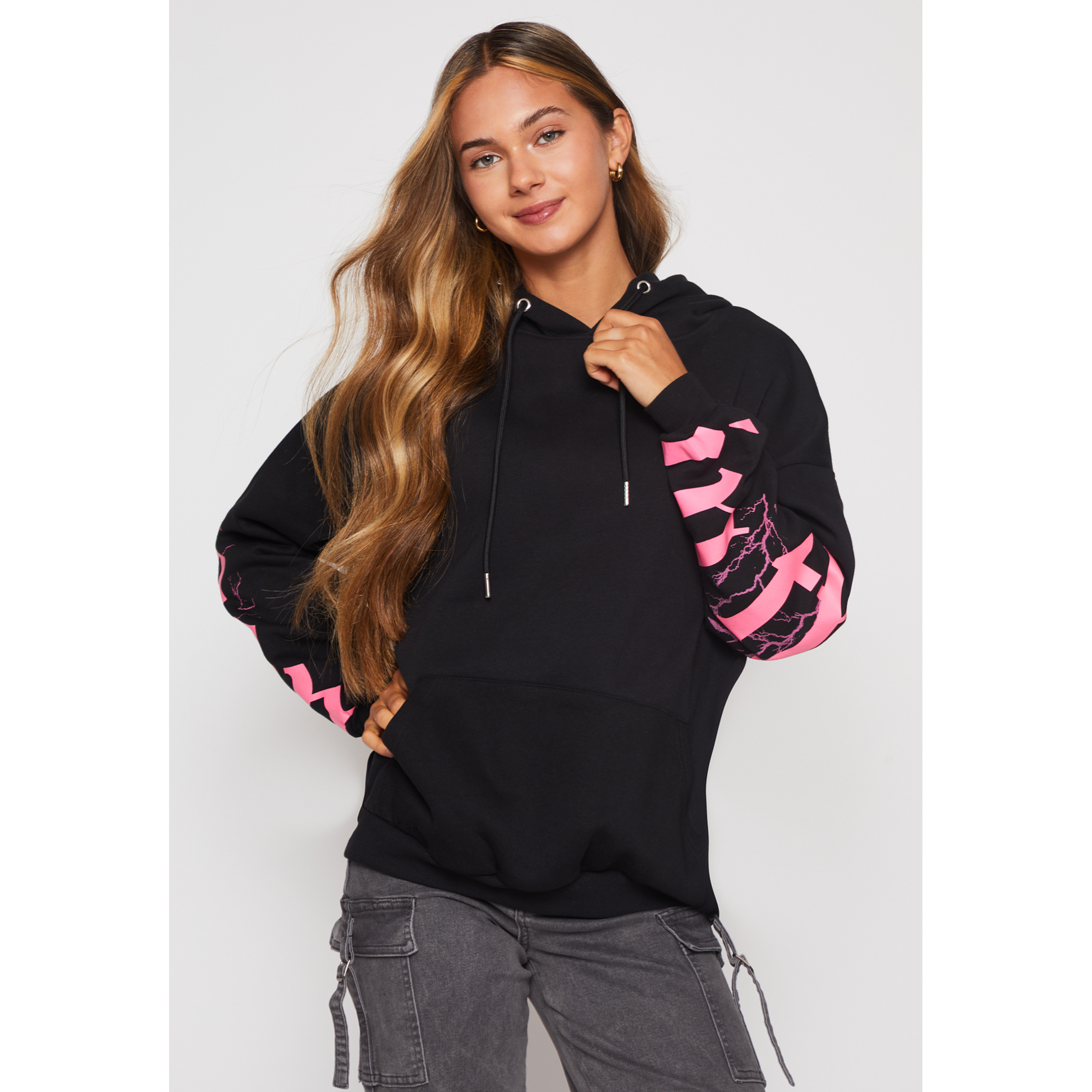 Polerón Mujer Negro Letras Family Shop 2