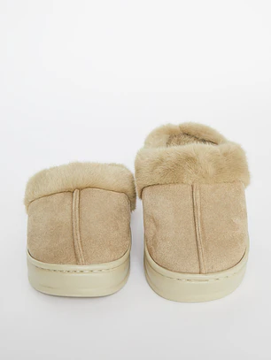 Pantufla Chiporro Borde Mujer Beige Familyshop