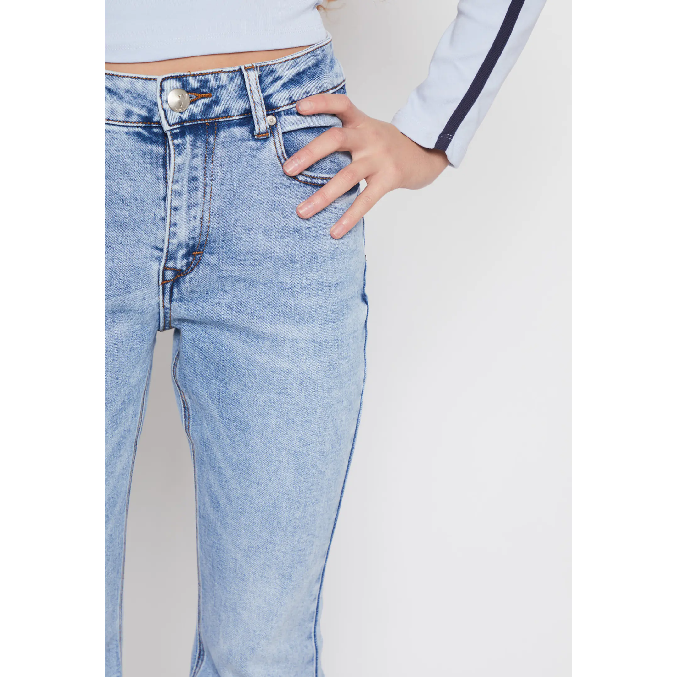 Jeans Flare Procesado Lola Azul Familyshop 3