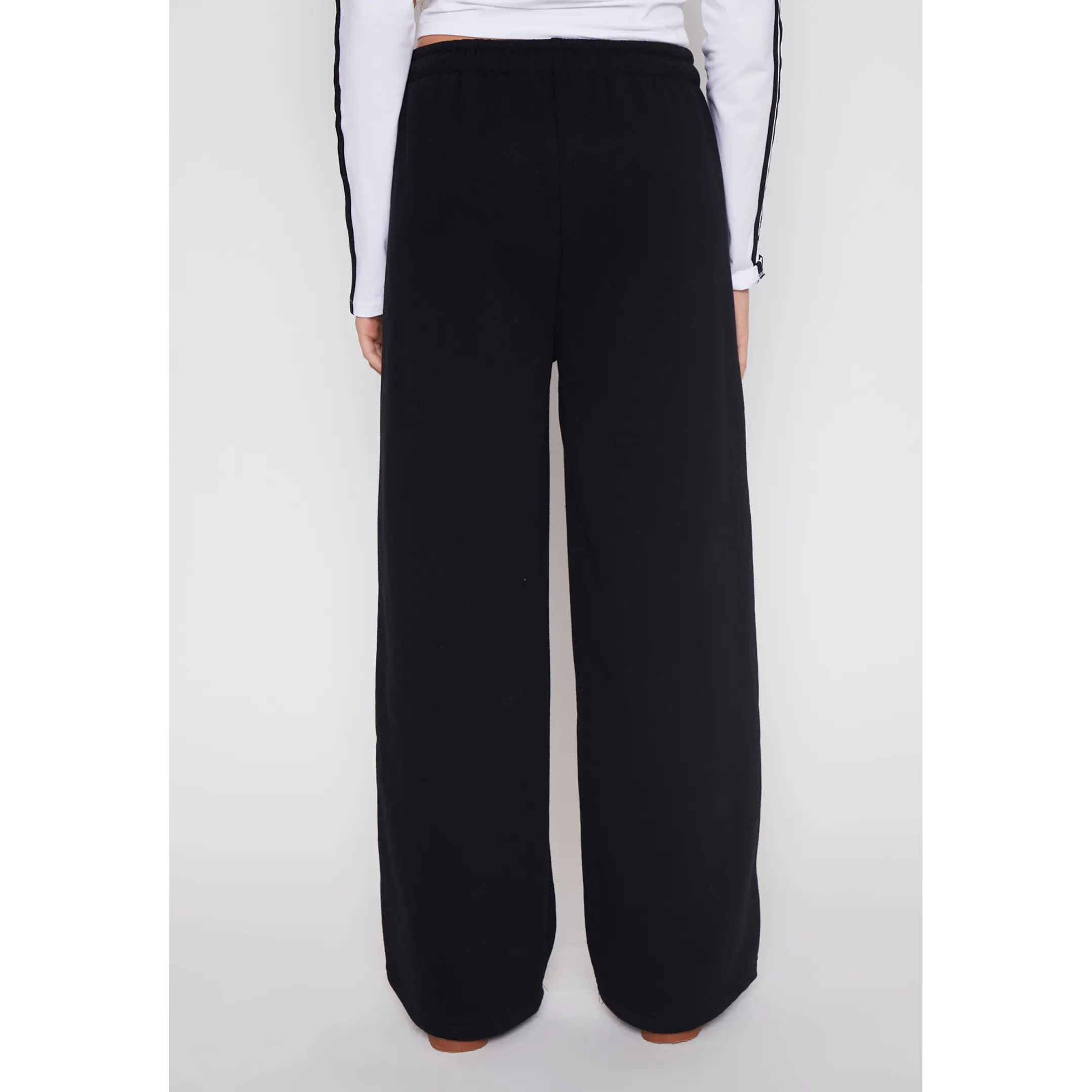 Pantalón Buzo Wide Leg College Lola Negro Familyshop 3