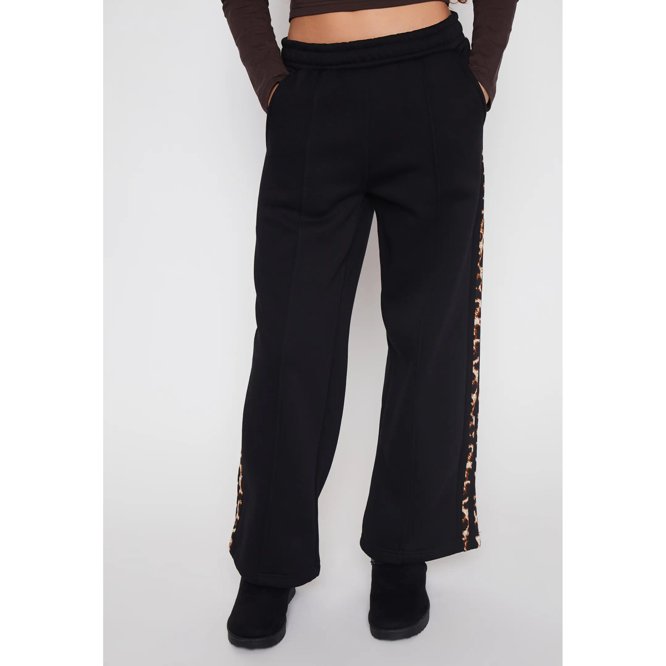Pantalón Buzo Wide Leg Leopard Lola Negro Familyshop 1