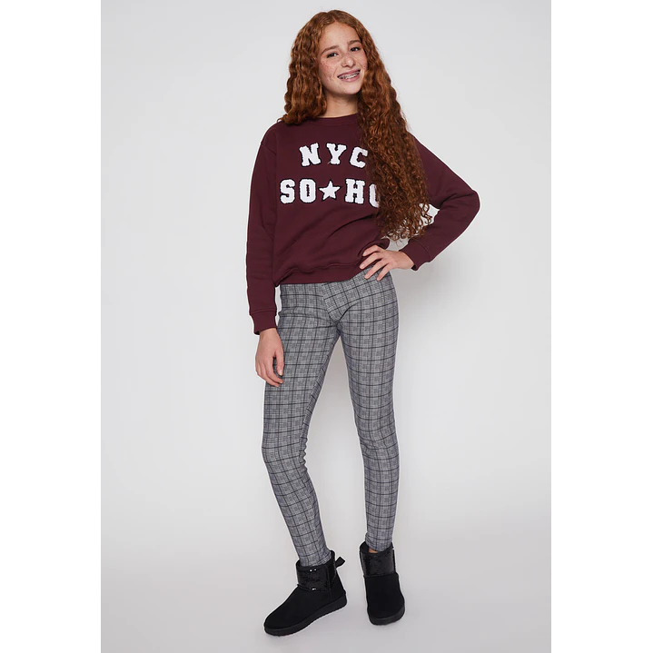 Polerón Chenille Varsity Lola Burdeo Familyshop 4