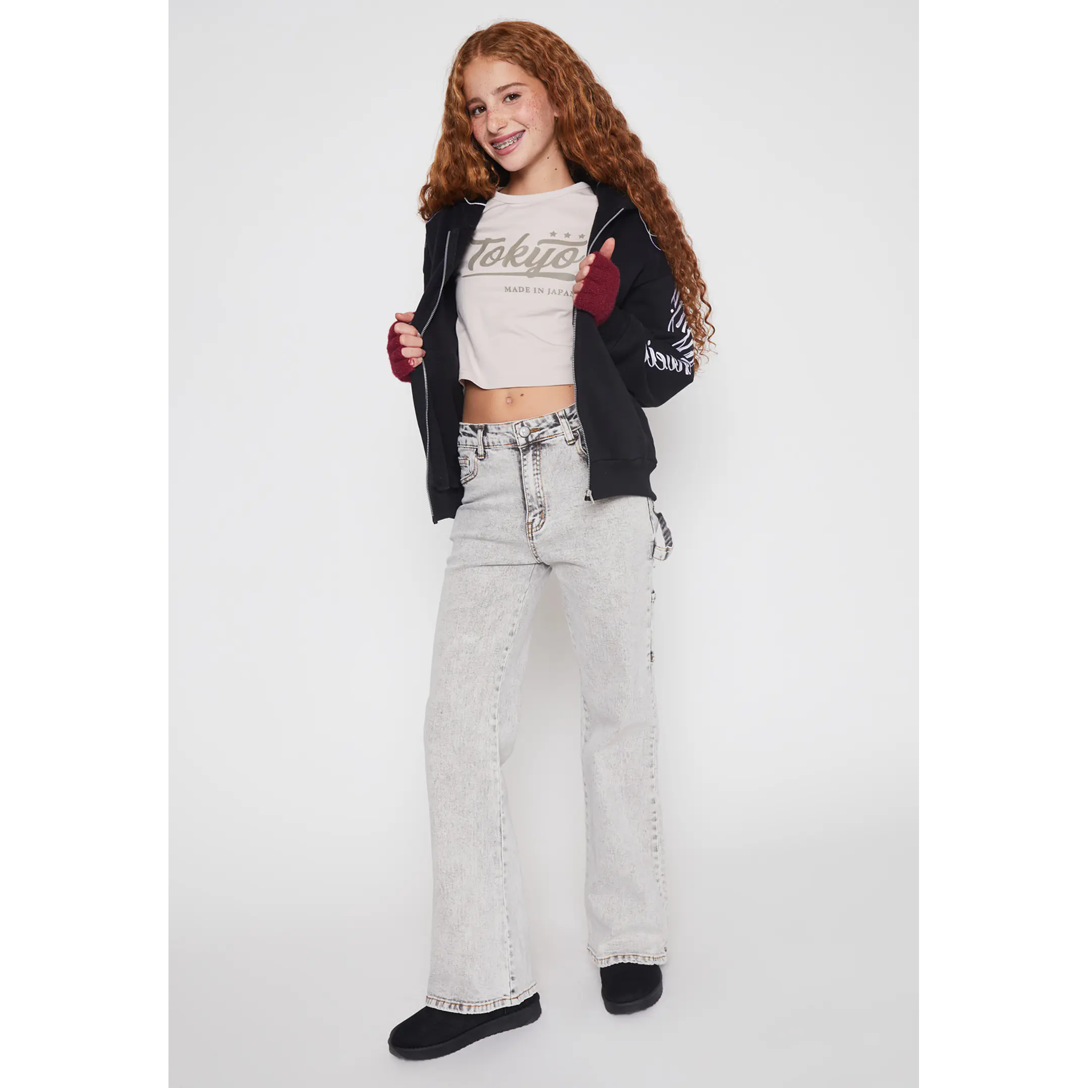 Polerón Bordado Lola Negro Familyshop 4