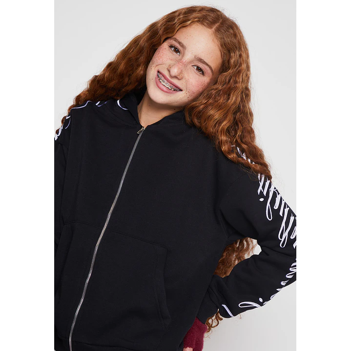 Polerón Bordado Lola Negro Familyshop 3