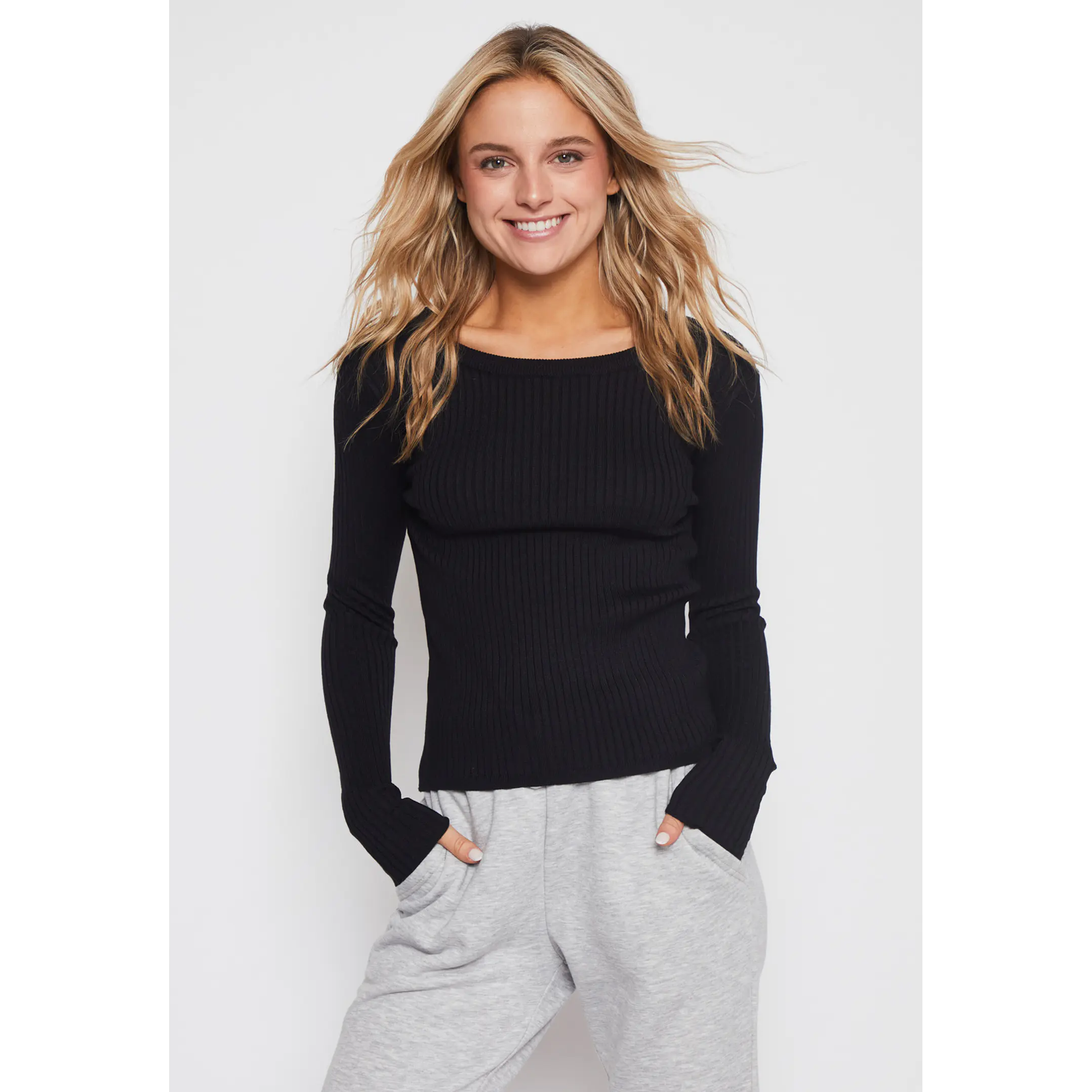 Sweater Canutón Manga Larga Mujer Negro Familyshop 1