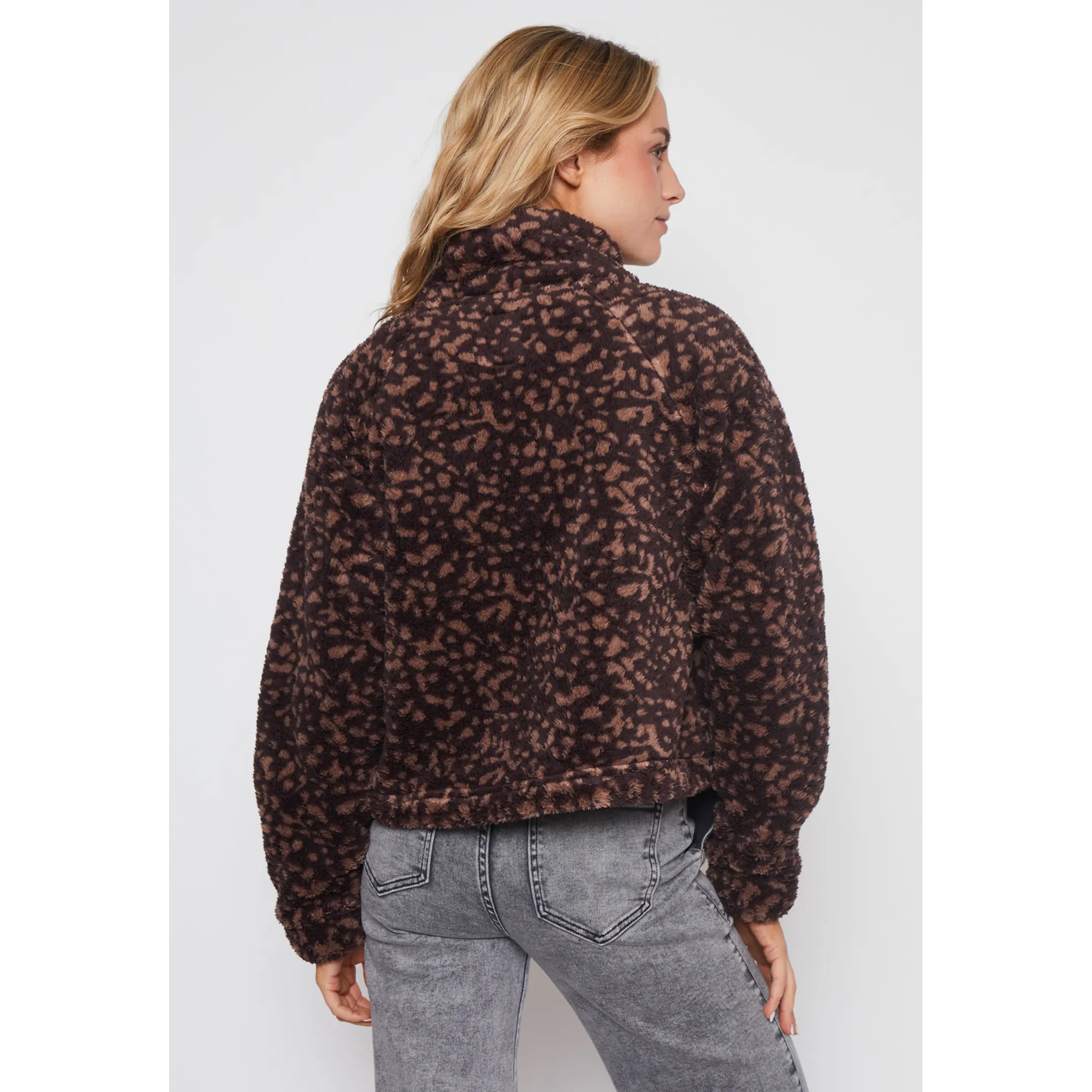 Polar Peludo Print Mujer Café Familyshop 2