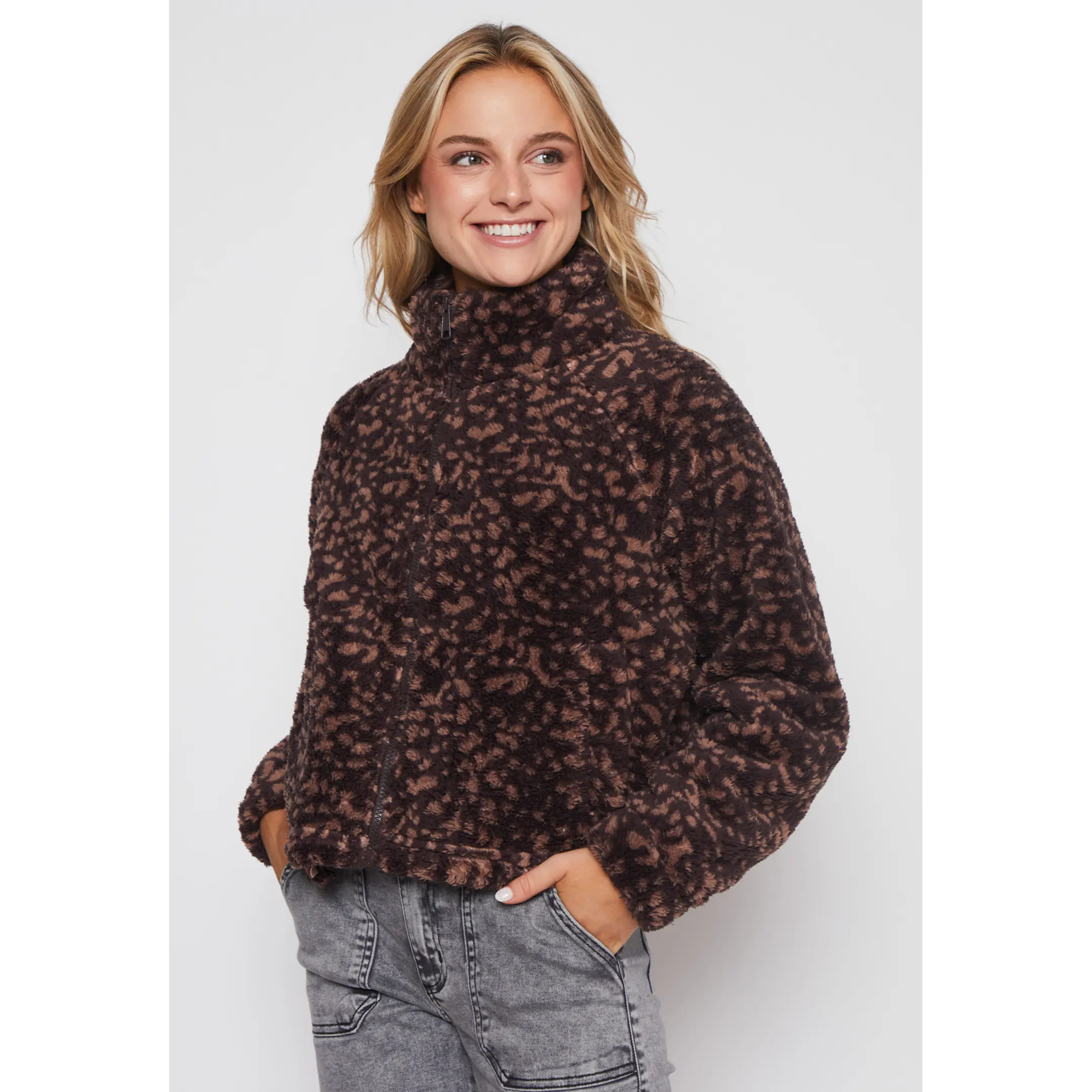 Polar Peludo Print Mujer Café Familyshop 1