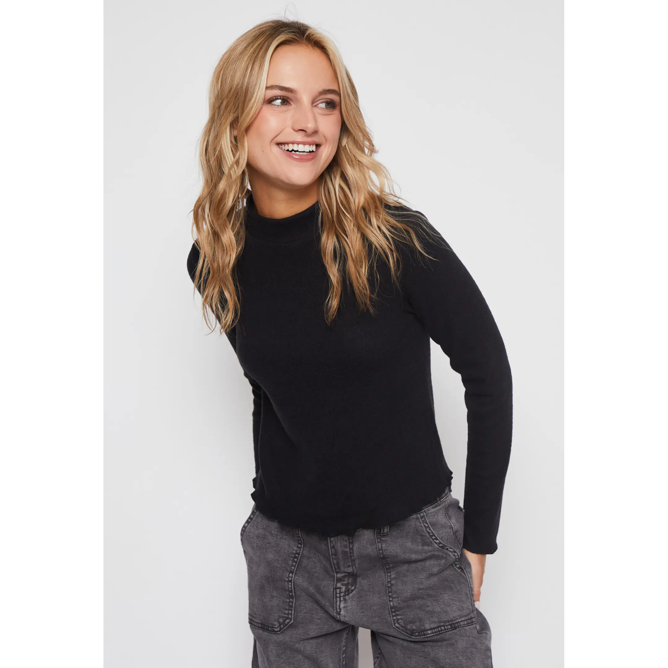 Sweater Soft Mujer Negro Familyshop 1