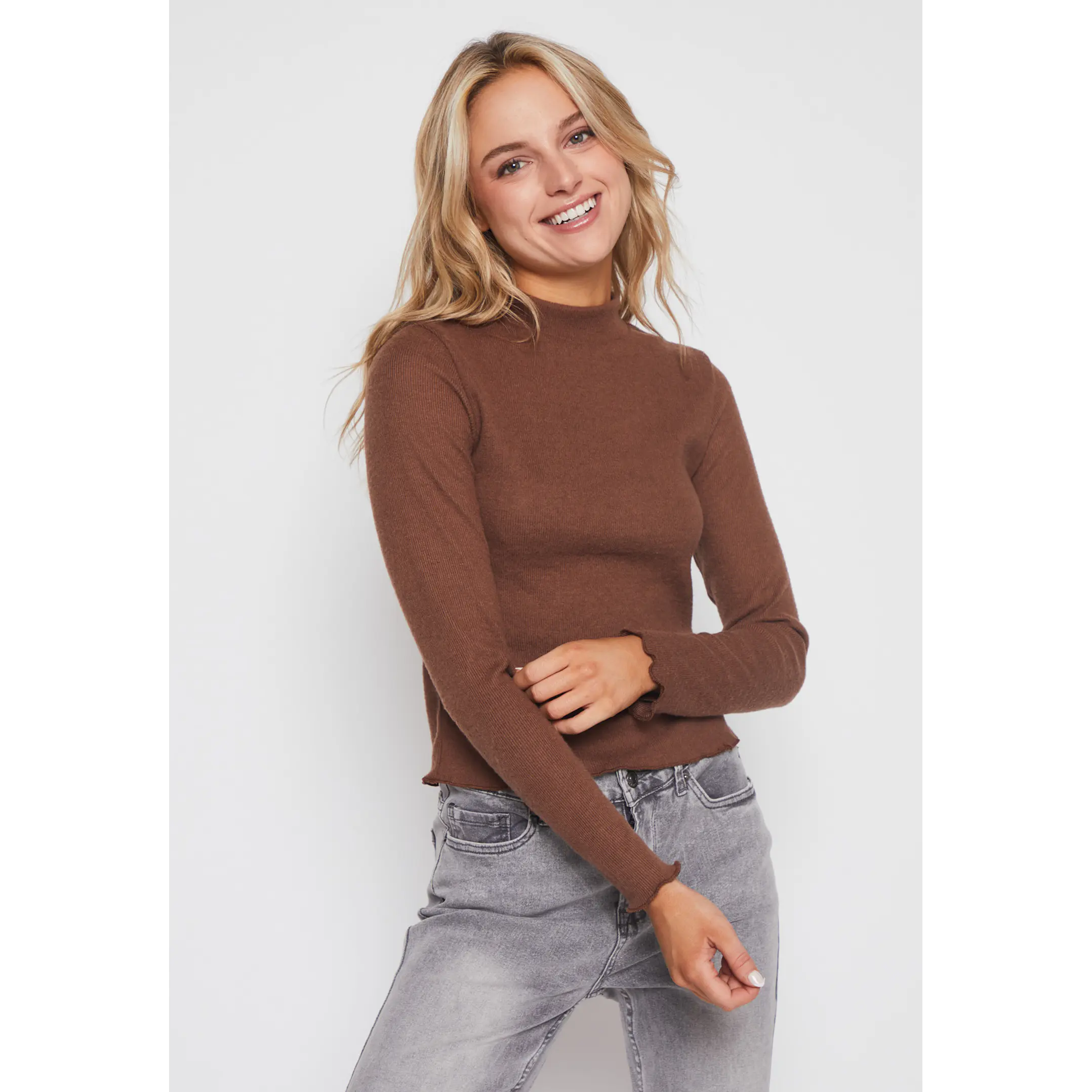 Sweater Soft Mujer Café Familyshop 1