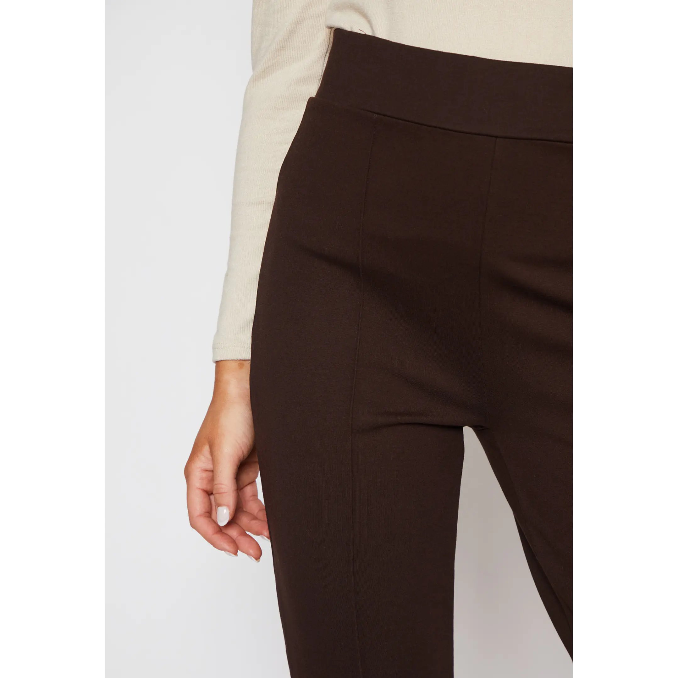 Calza Chic Mujer Café Familyshop 3