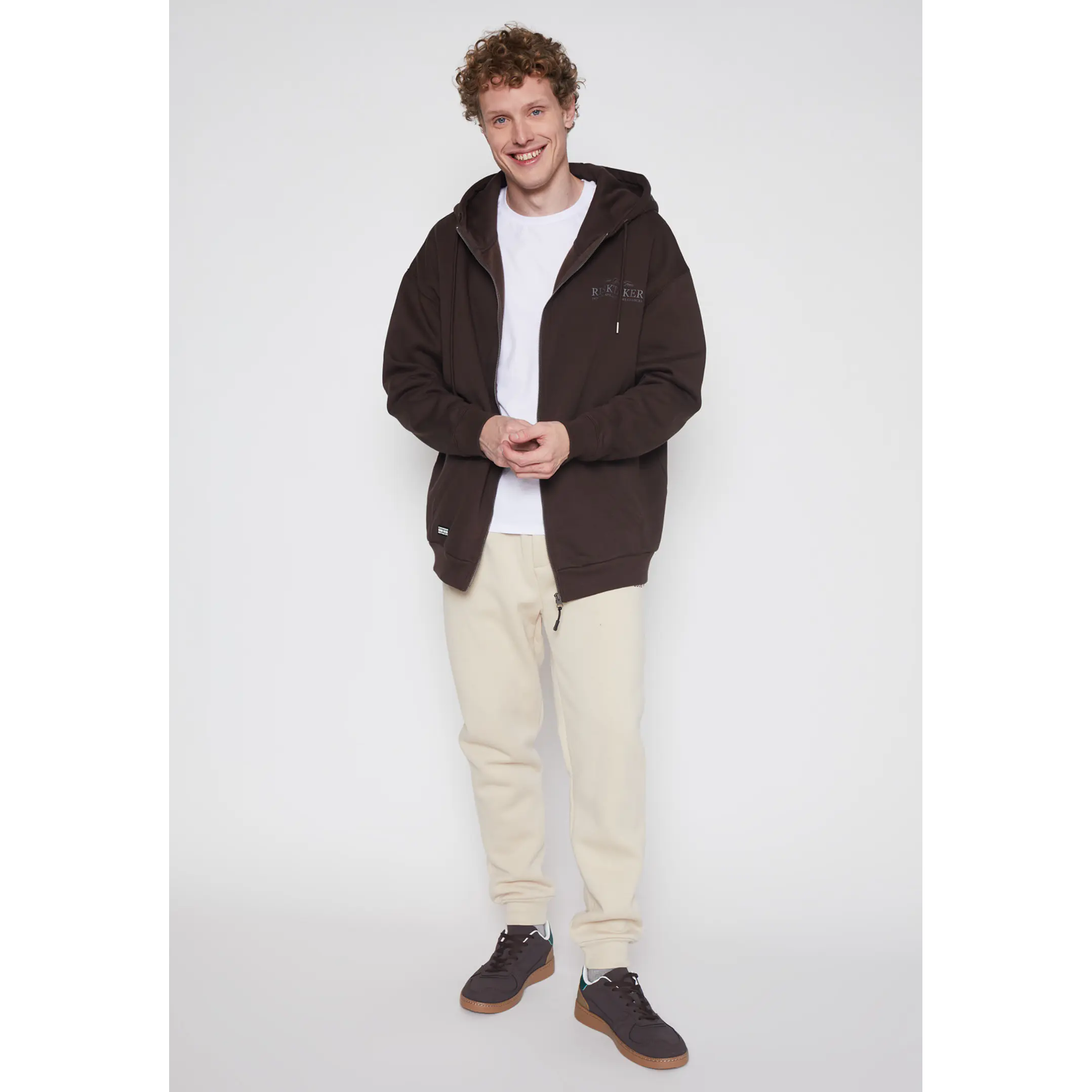 Pantalón Buzo College Hombre Beige Familyshop 4