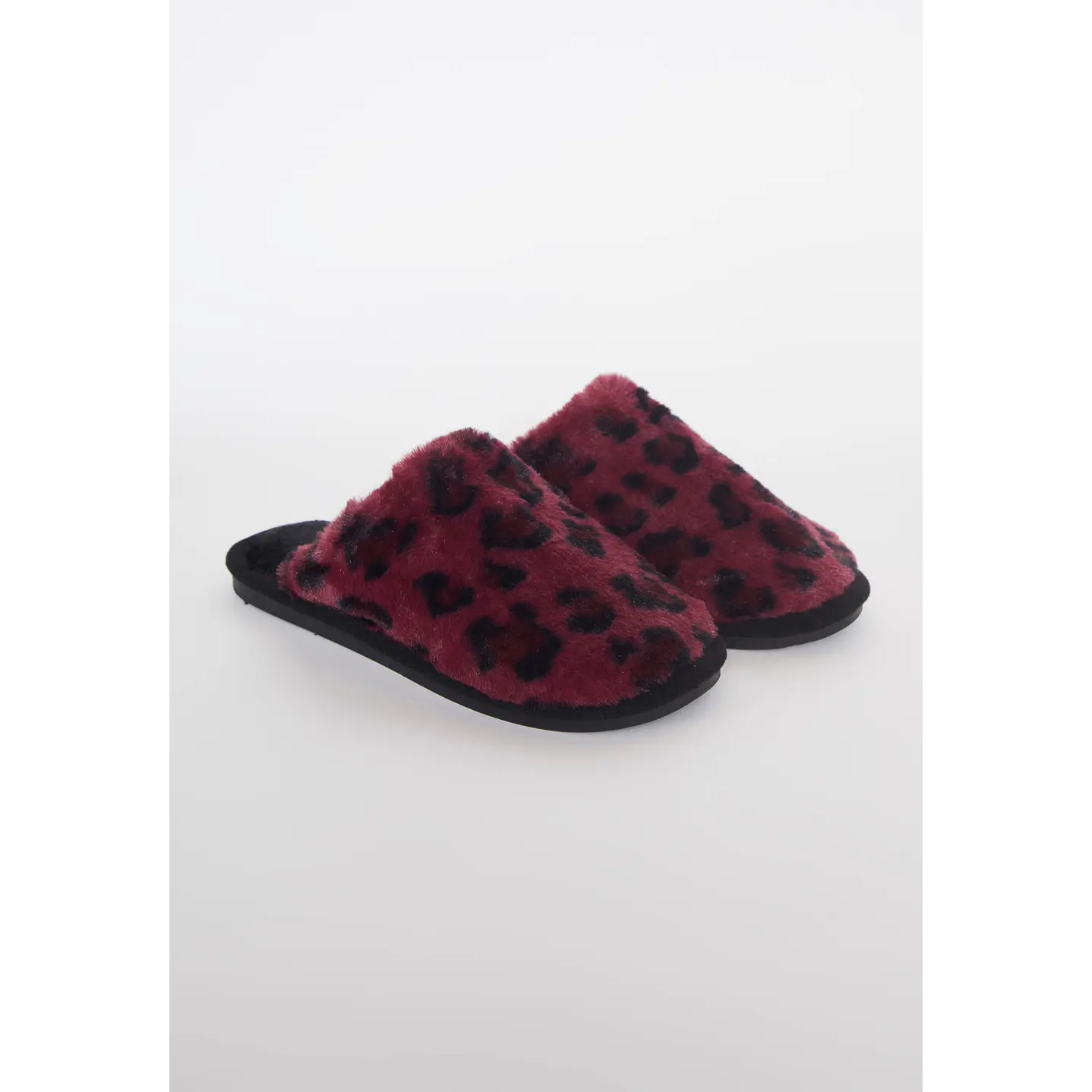 Pantufla Animal Print Mujer Burdeo Familyshop 1