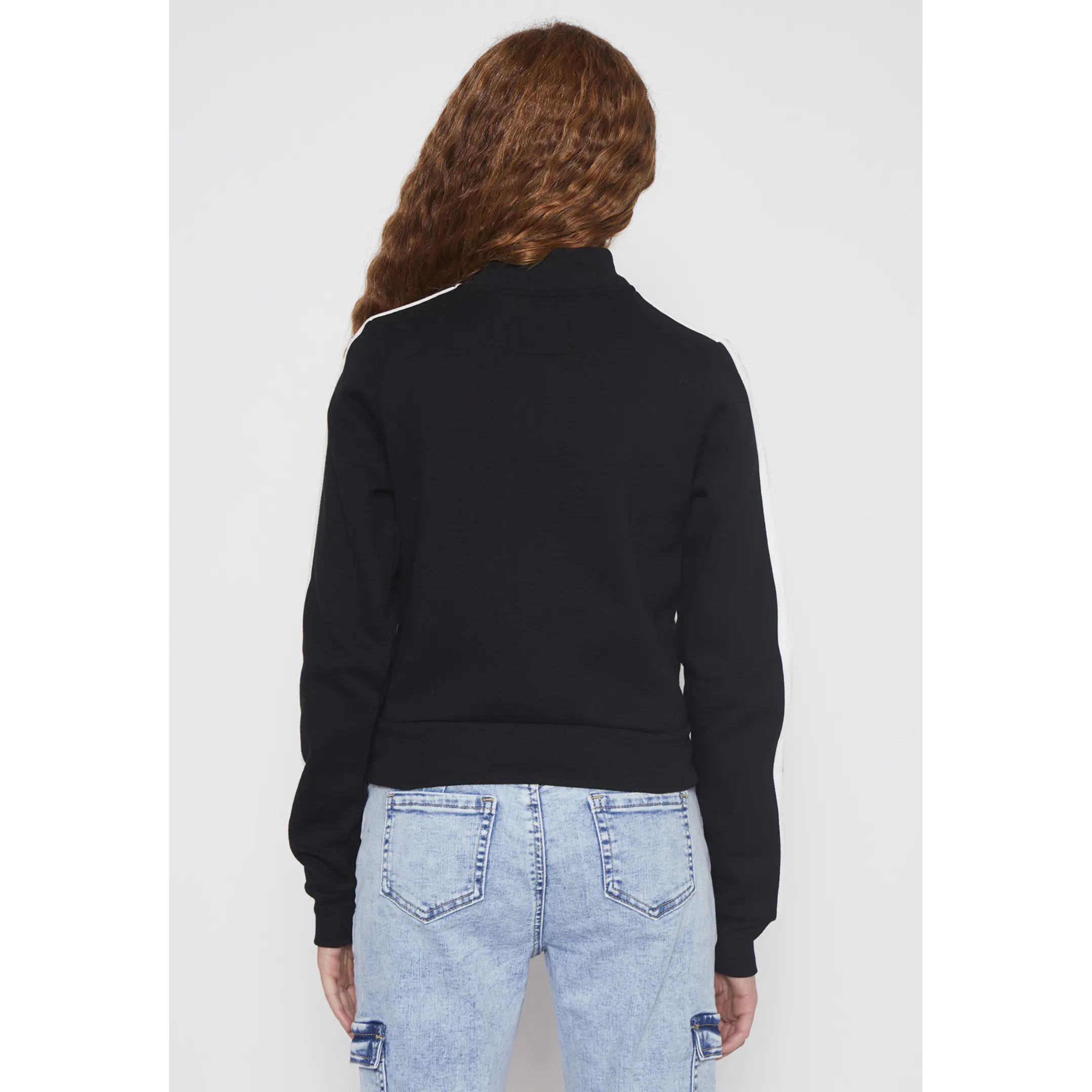 Polerón Sport Lola Negro Familyshop 2