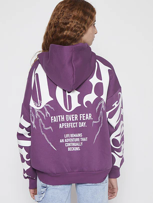 Polerón Gothic Lola Morado Familyshop