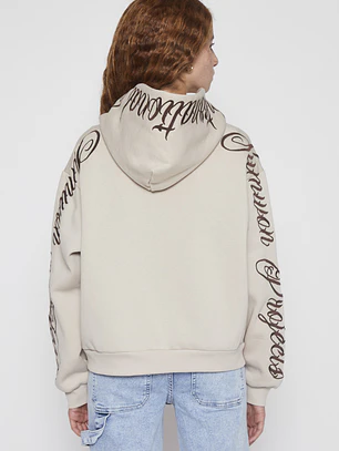 Polerón Bordado Lola Beige Familyshop