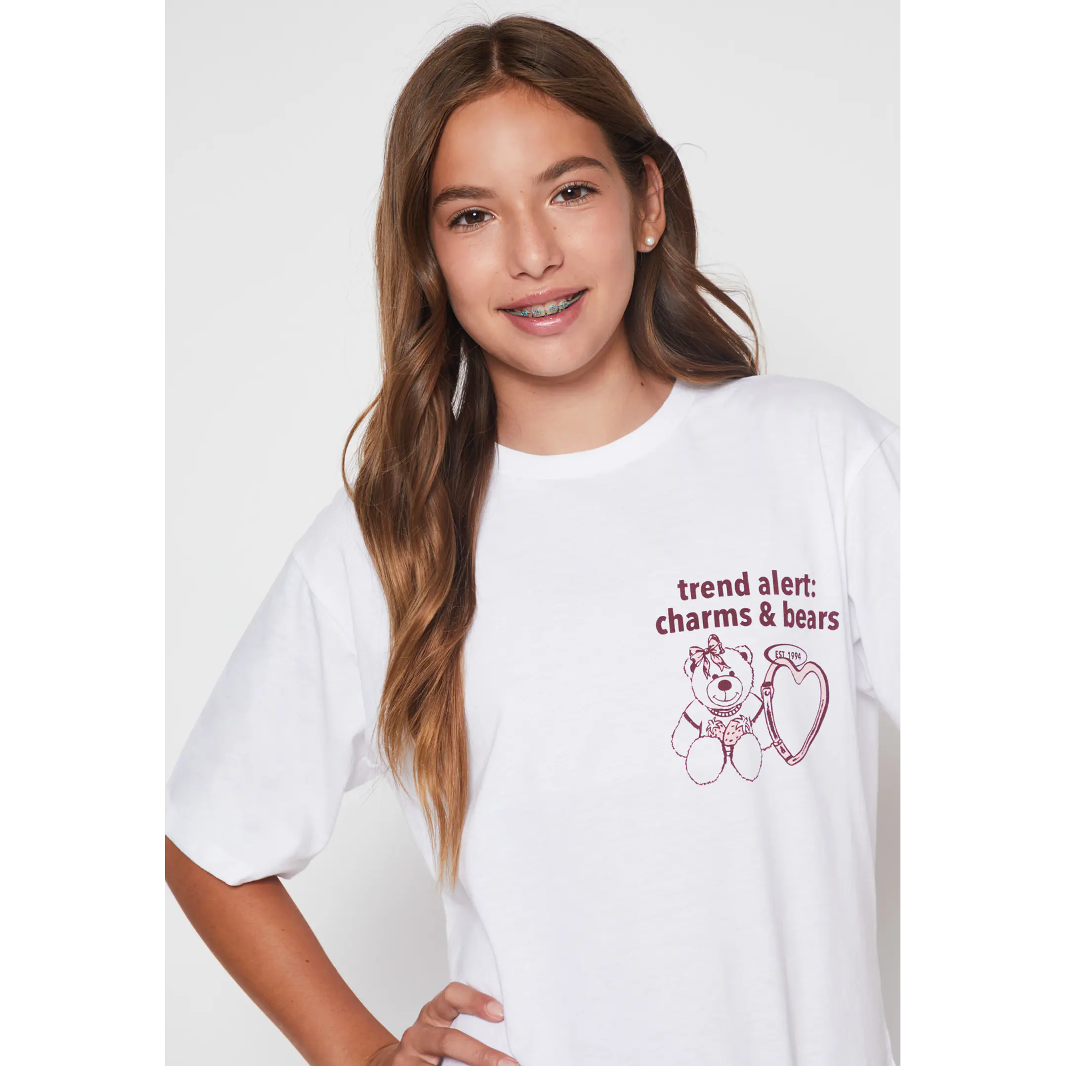 Polera Oversize LLavero  Lola Blanco Familyshop 3