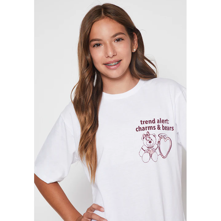 Polera Oversize LLavero  Lola Blanco Familyshop 3