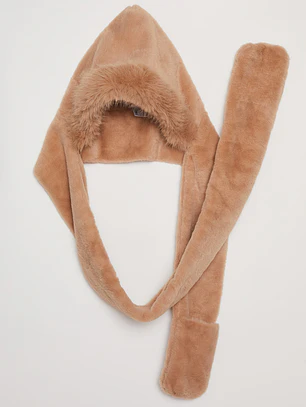 Gorro Peludo Mujer Beige Familyshop