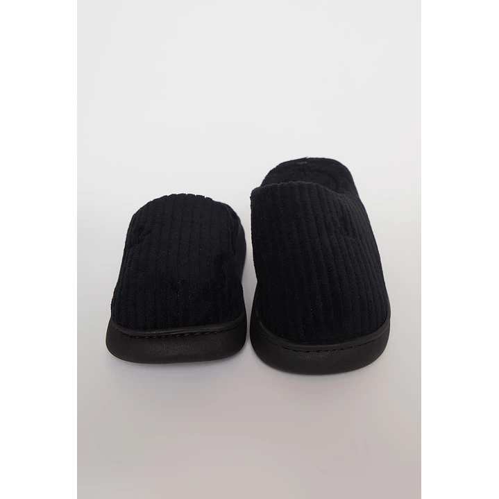 Pantufla Acolchada Lineas  Hombre Negro Familyshop 1