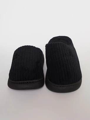 Pantufla Acolchada Lineas  Hombre Negro Familyshop