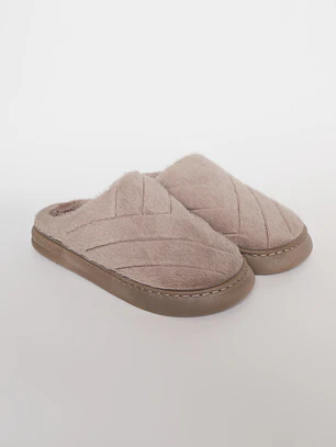 Pantufla Corderito Hombre Café Familyshop