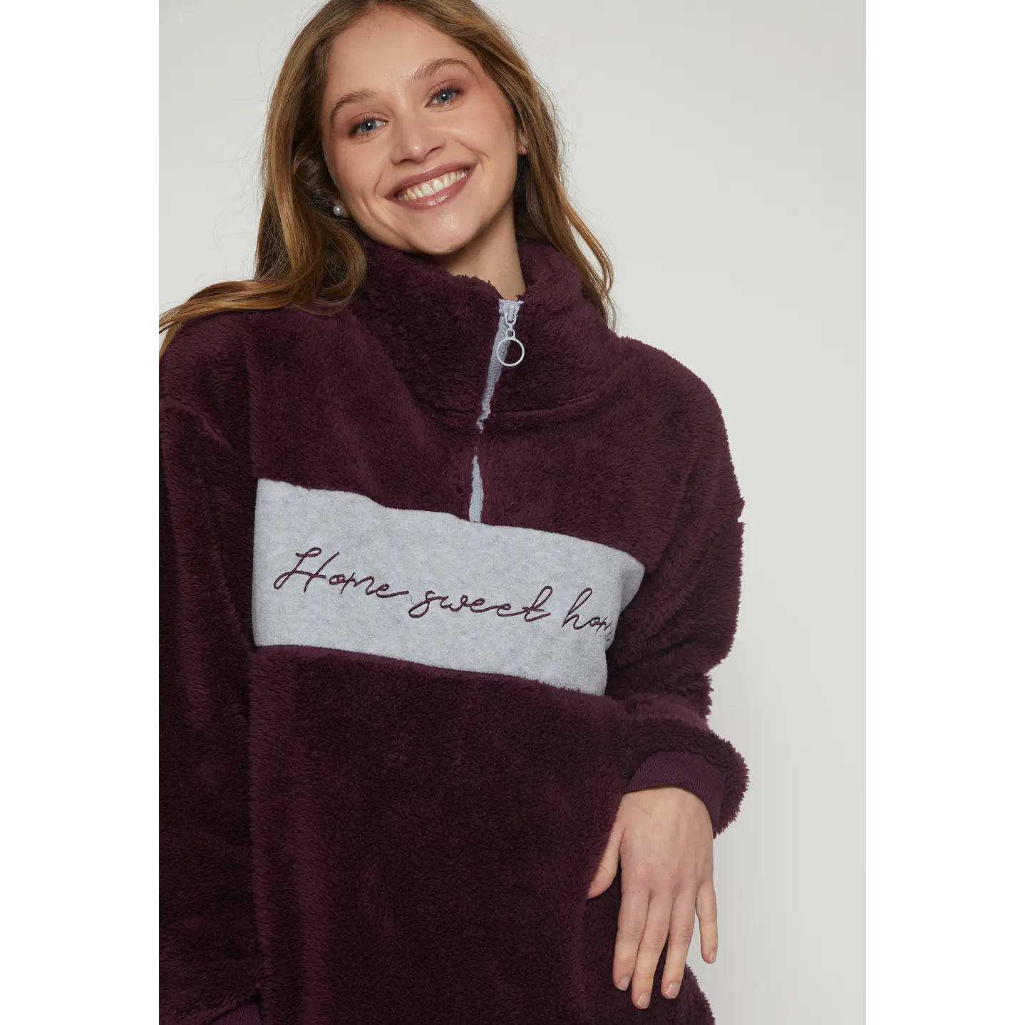 Pijama Peludo Mujer Morado Familyshop 3