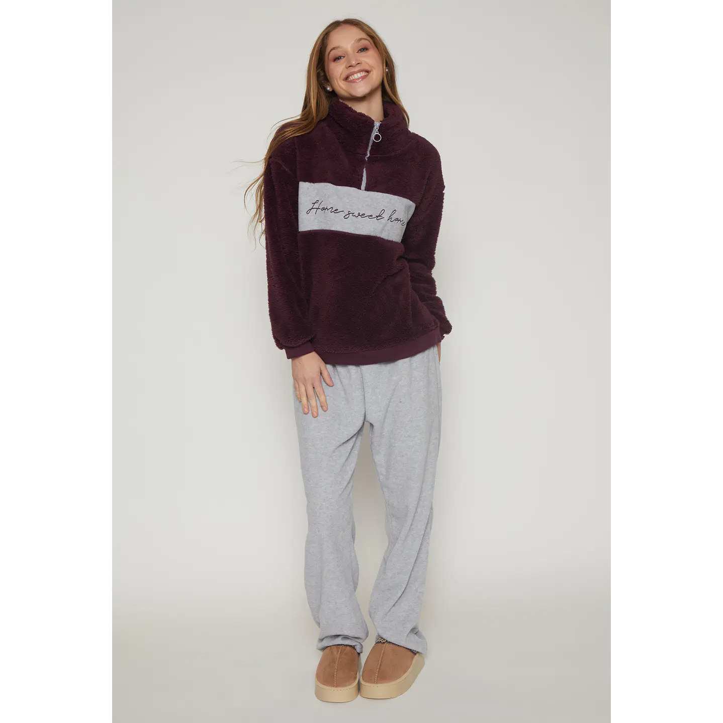 Pijama Peludo Mujer Morado Familyshop 1